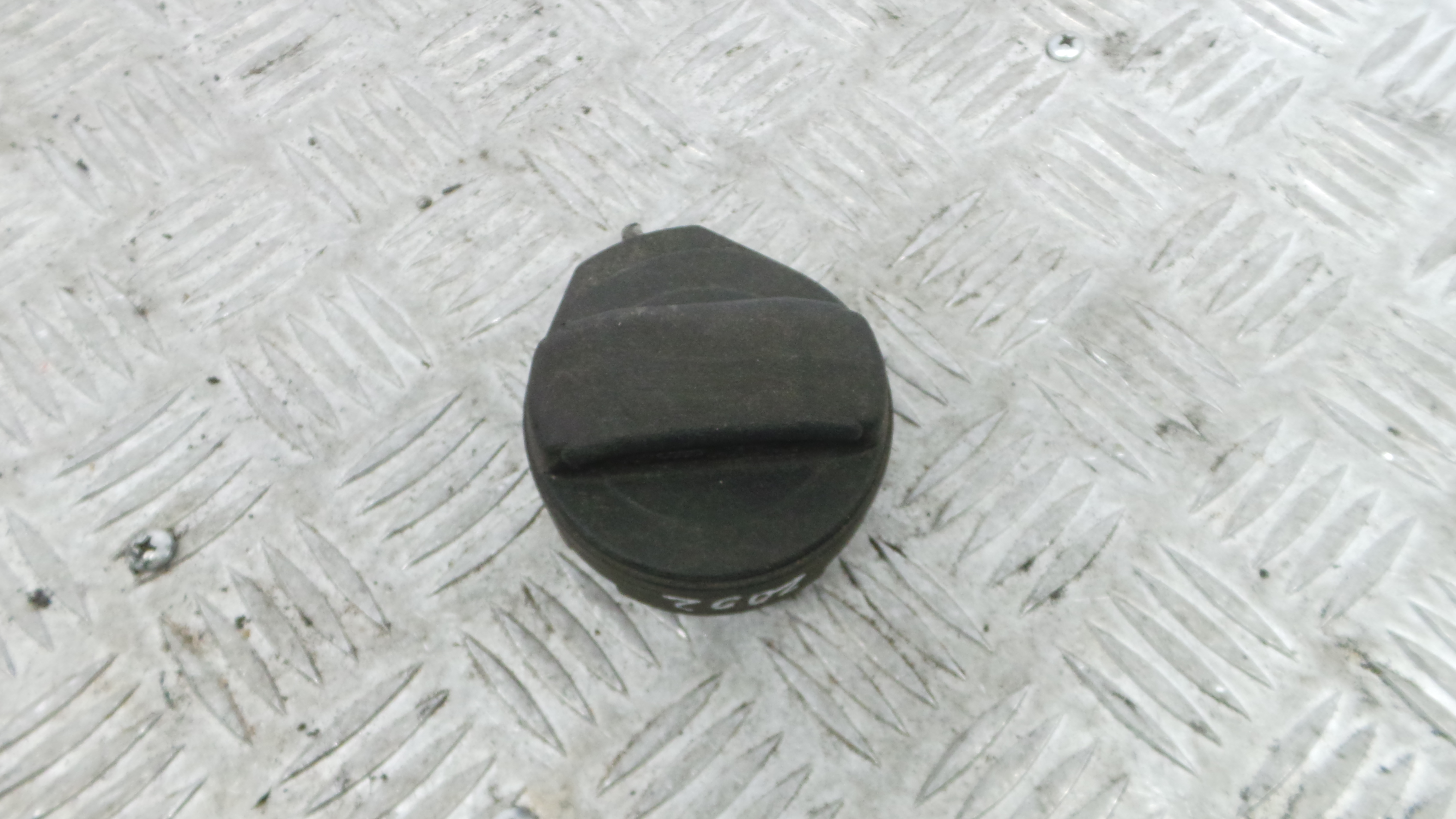 Tampão de Combustivel  1J0201553C - VW BORA I (1J2)-36441137