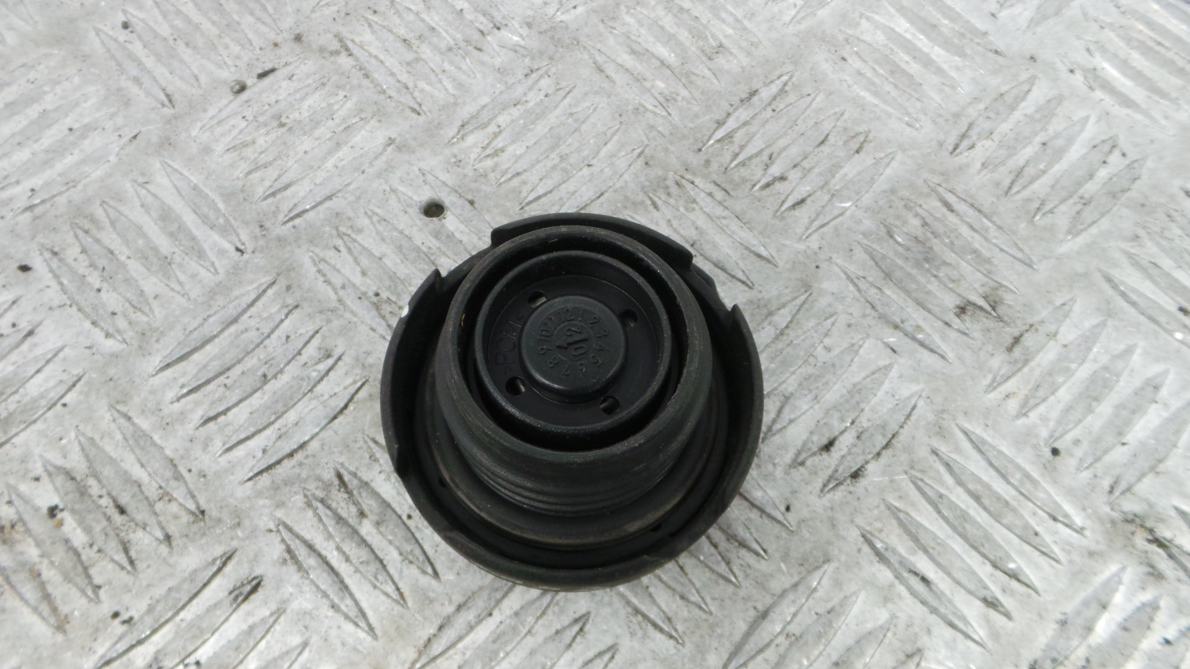 Tampão de Combustivel  1J0201553C - VW BORA I (1J2)-36441137