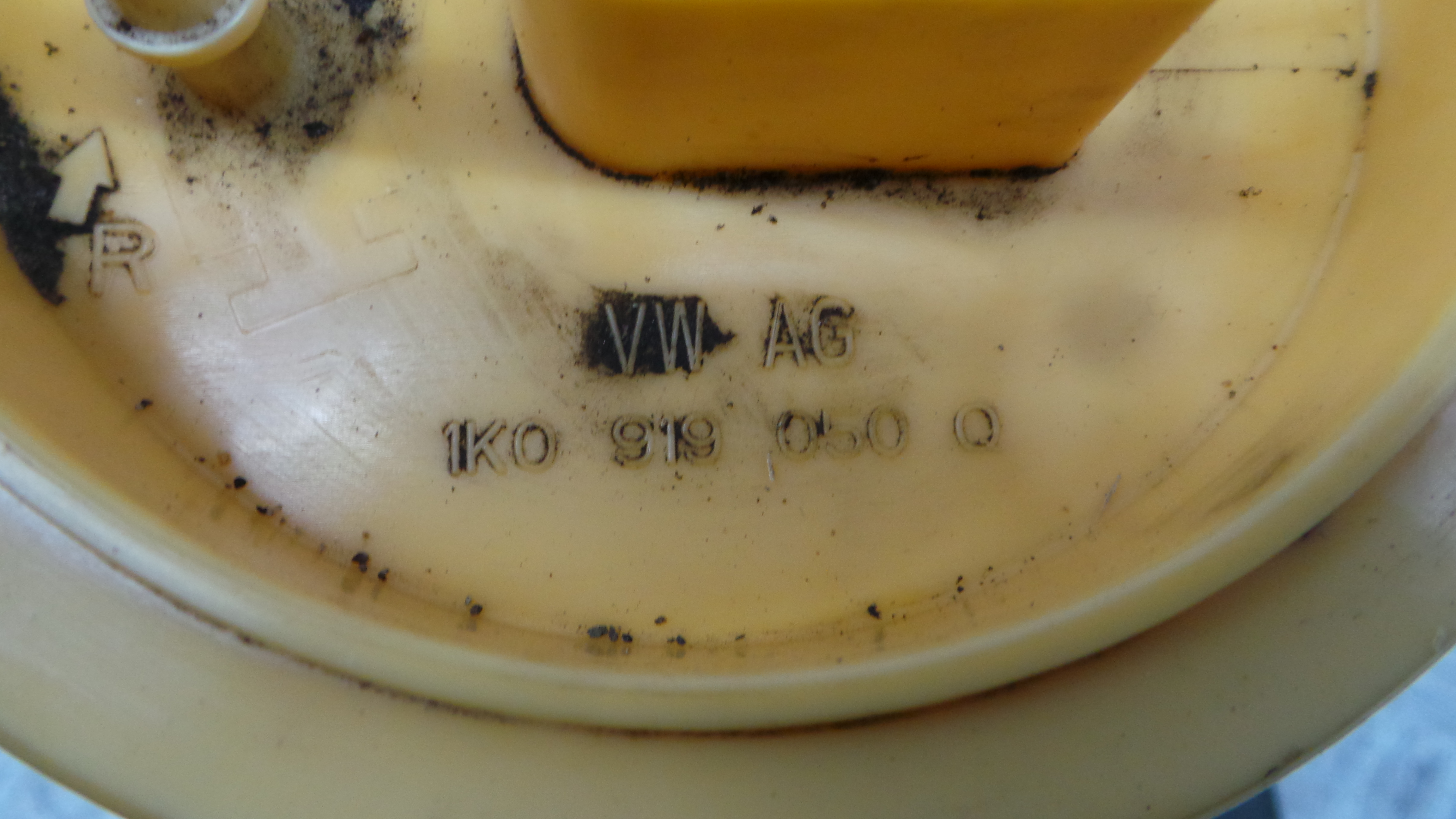 Boia do Combustível 1K0919050Q - VW GOLF V (1K1)-36441204