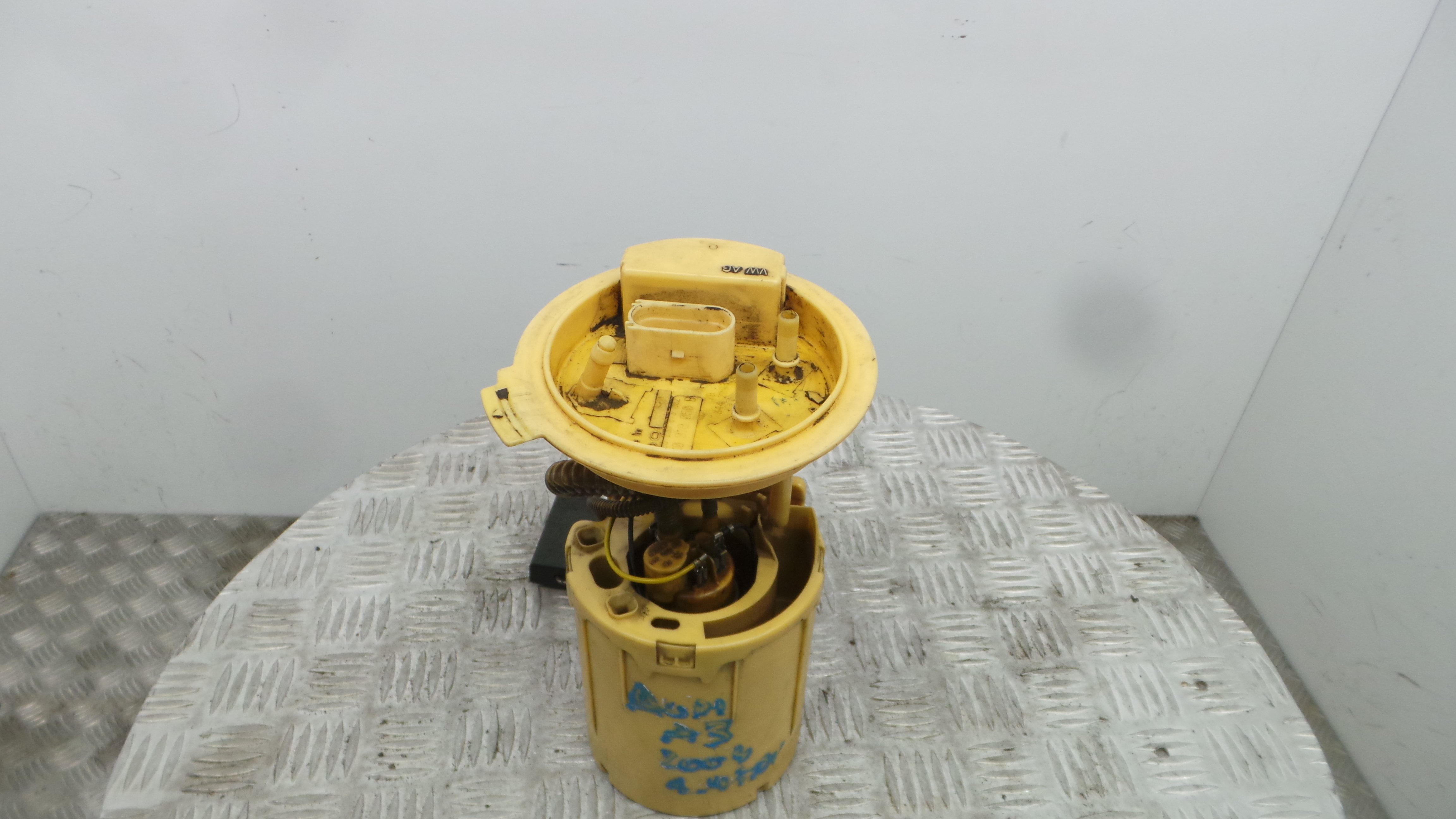 Boia do Combustível 1K0919050B - AUDI A3 (8P1)-36441216