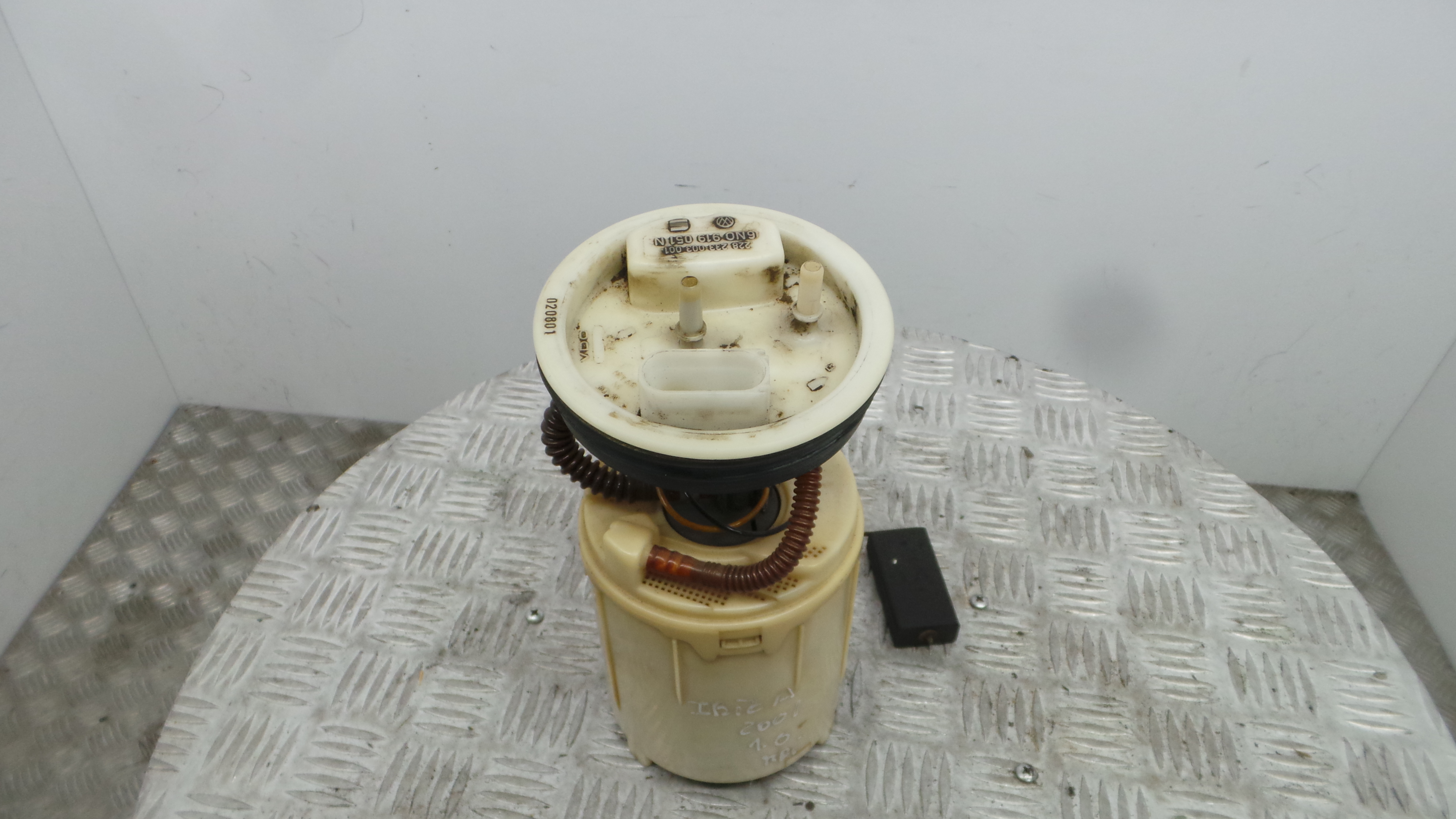 Boia do Combustível 6N0919051N - SEAT IBIZA II (6K1), IBIZA Mk II (6K1)-36441252