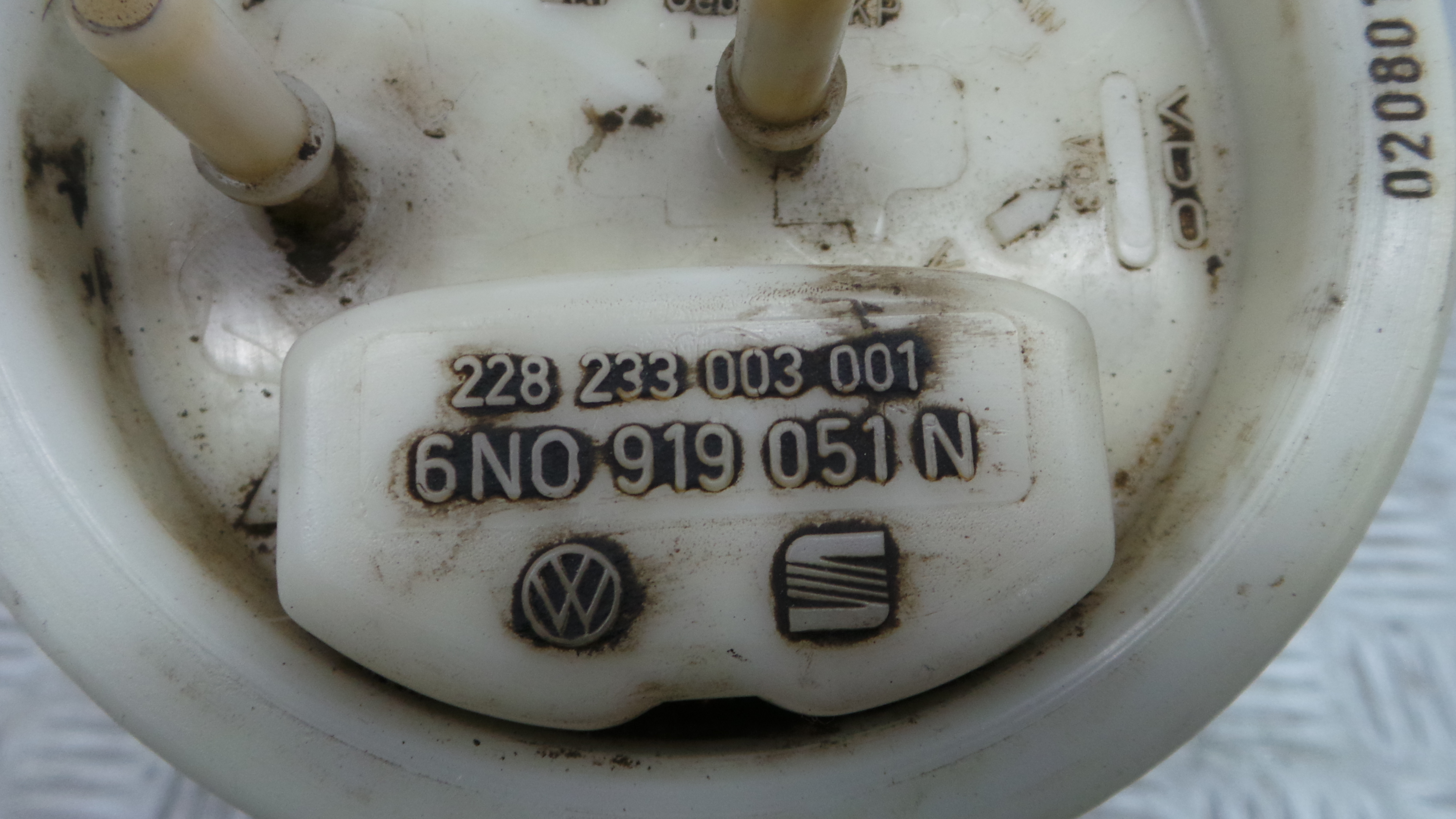 Boia do Combustível 6N0919051N - SEAT IBIZA II (6K1), IBIZA Mk II (6K1)-36441252