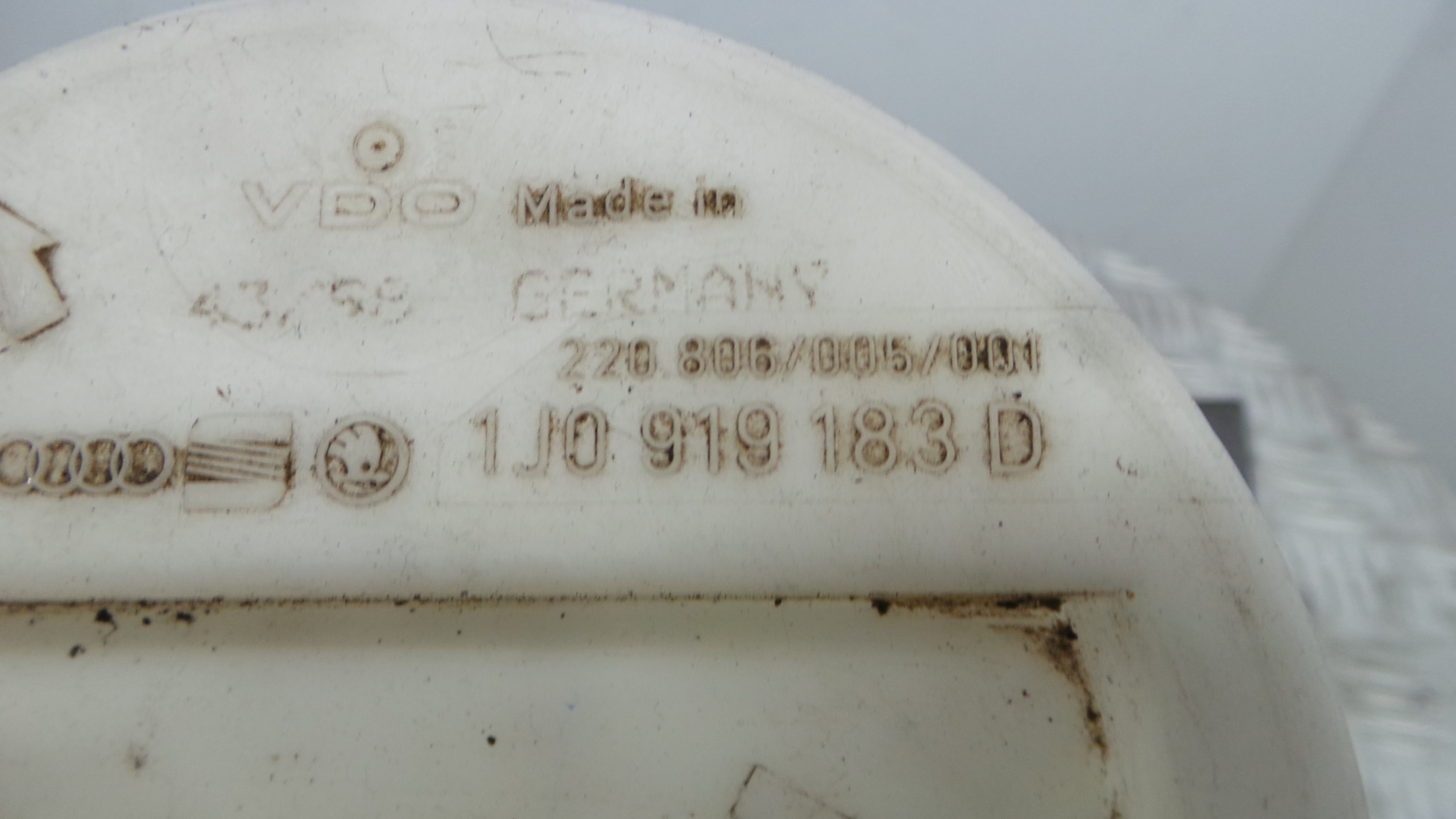 Boia do Combustível 1J0919183D - AUDI A3 (8L1)-36441297