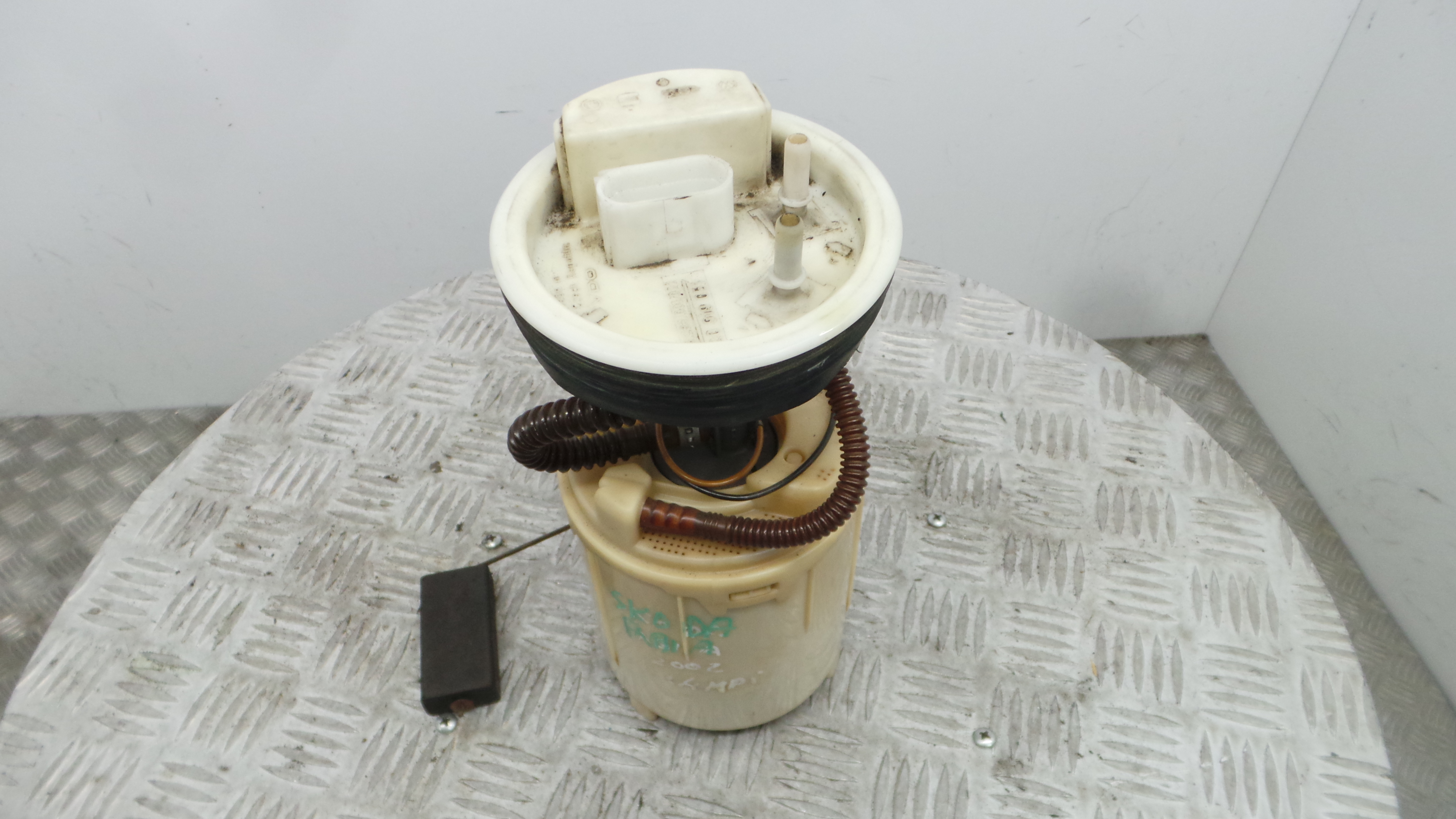 Boia do Combustível 6Q0919051 - SKODA FABIA I (6Y2)-36441303