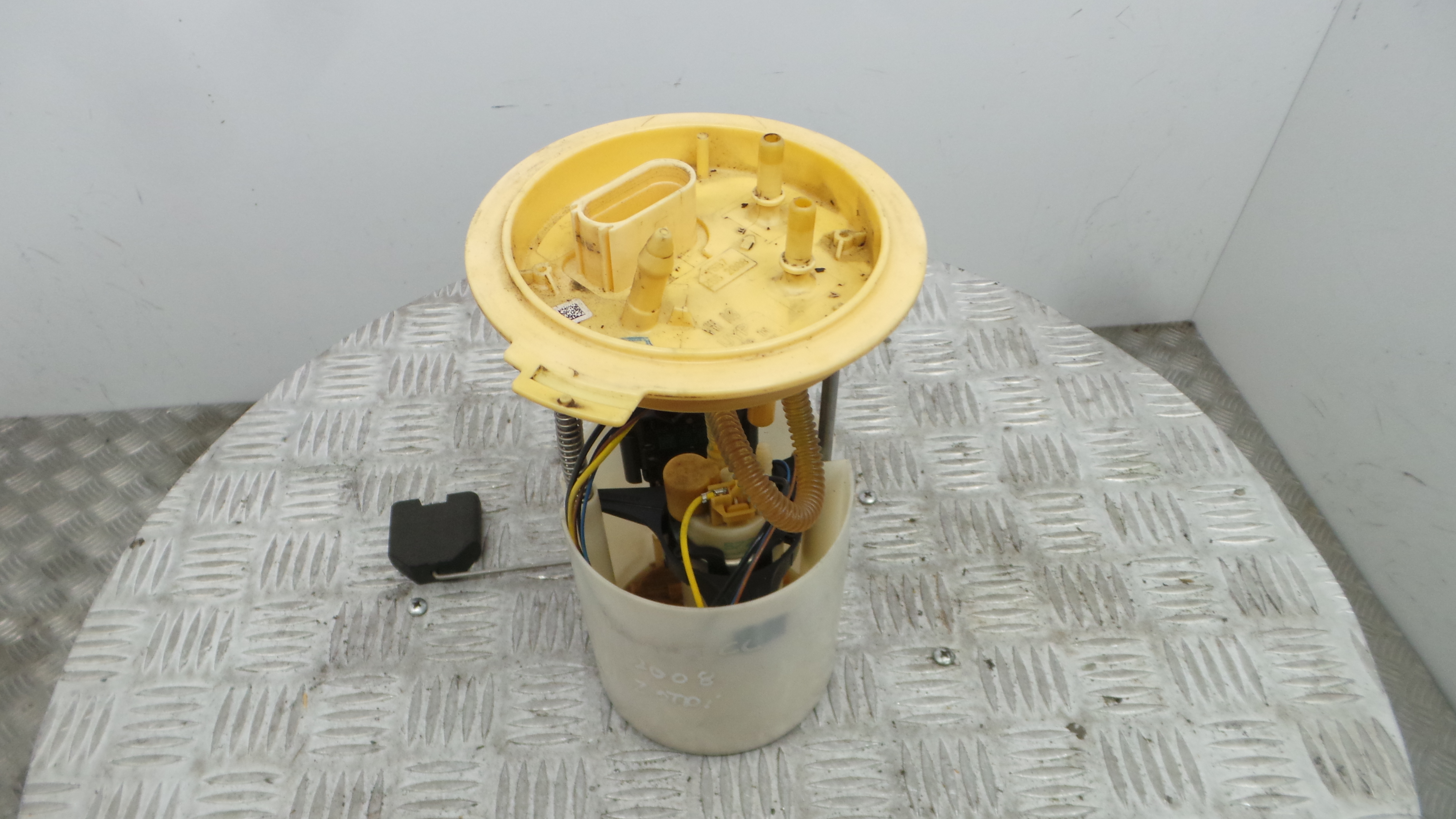 Boia do Combustível 3C0919050Q - VW PASSAT CC B6 (357)-36441309