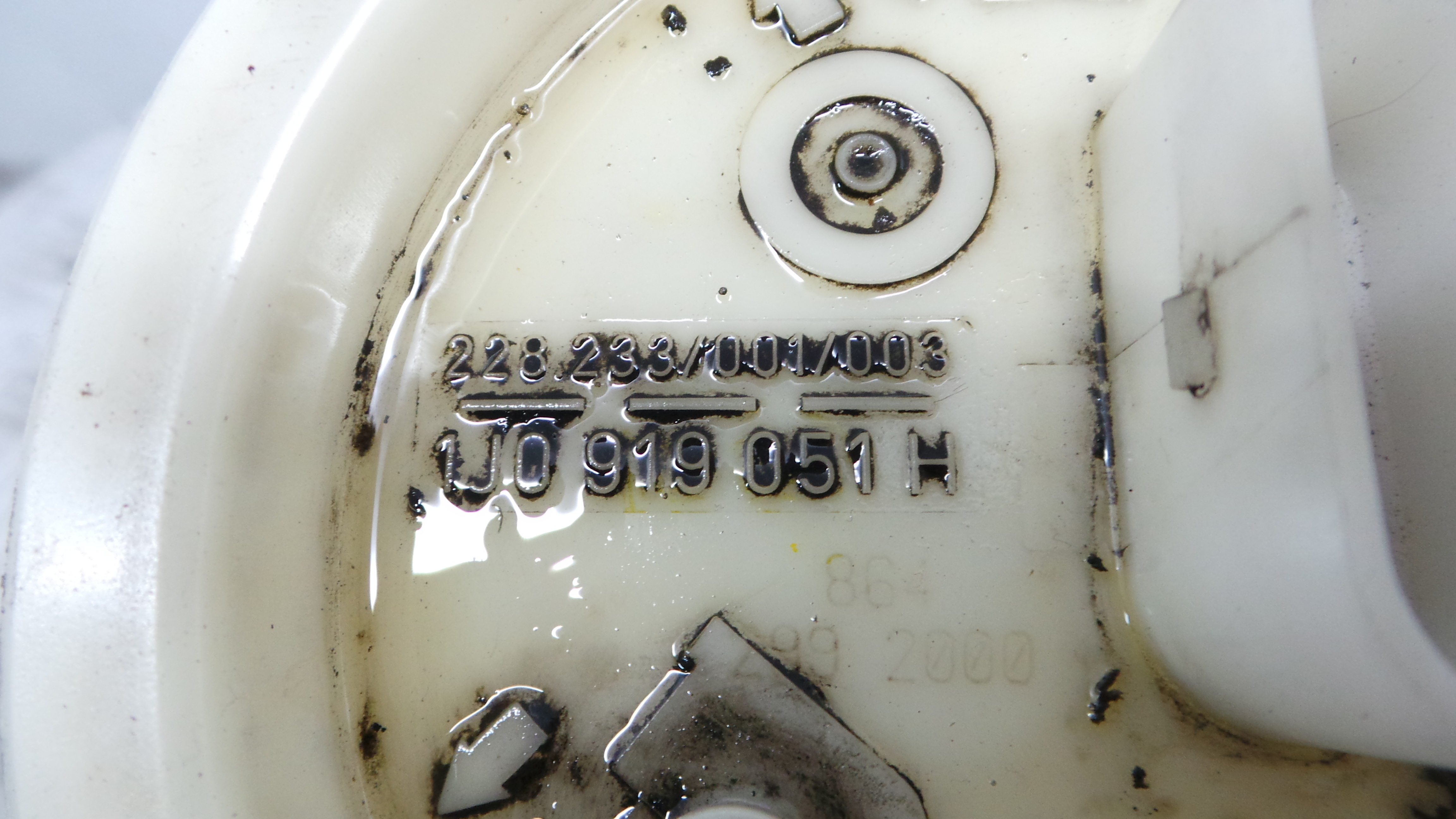 Boia do Combustível 1J0919051H - VW GOLF IV (1J1), GOLF Mk IV (1J1)-36441333