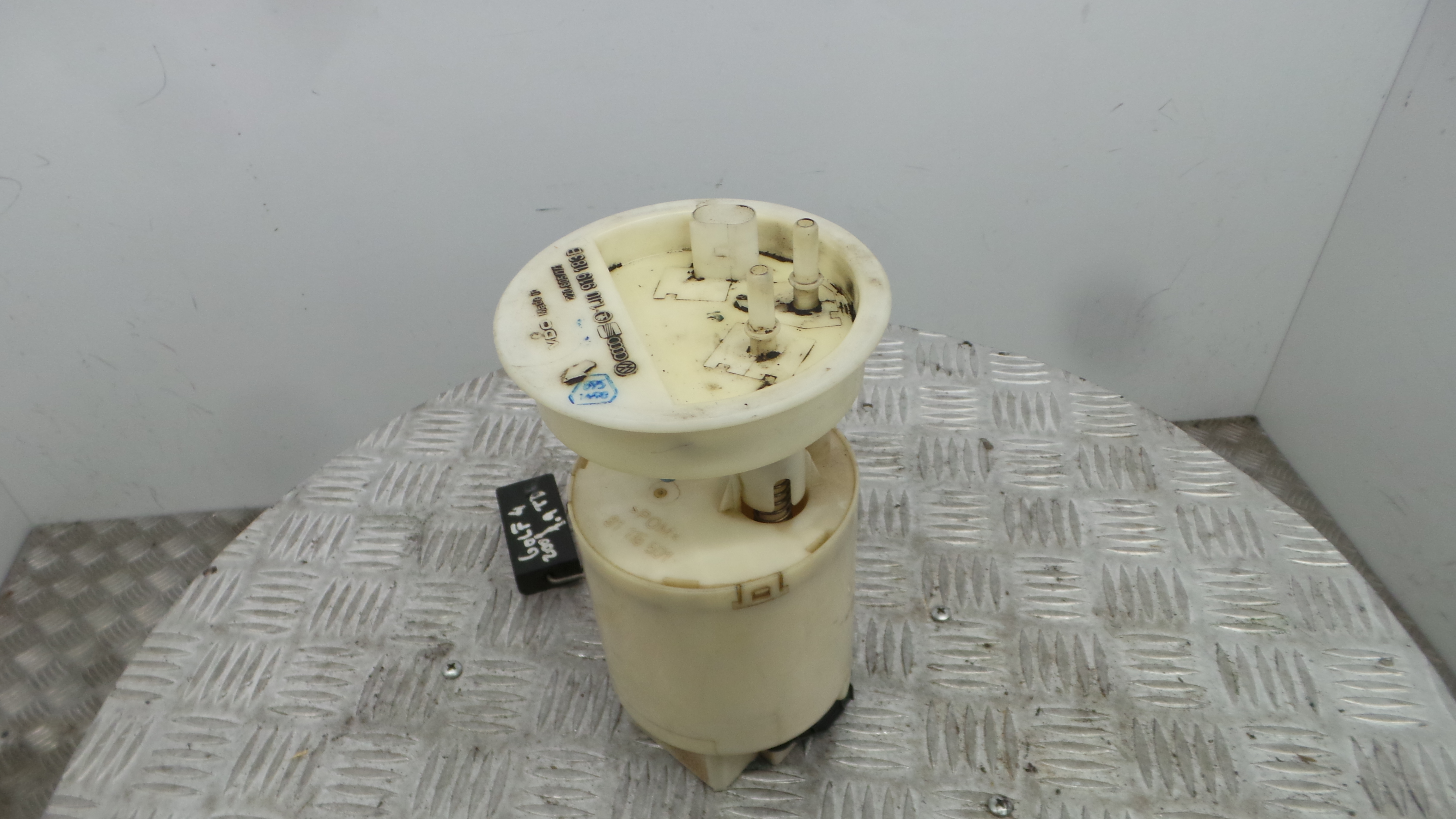 Boia do Combustível 1J0919183B - VW GOLF IV (1J1), GOLF Mk IV (1J1)-36441366