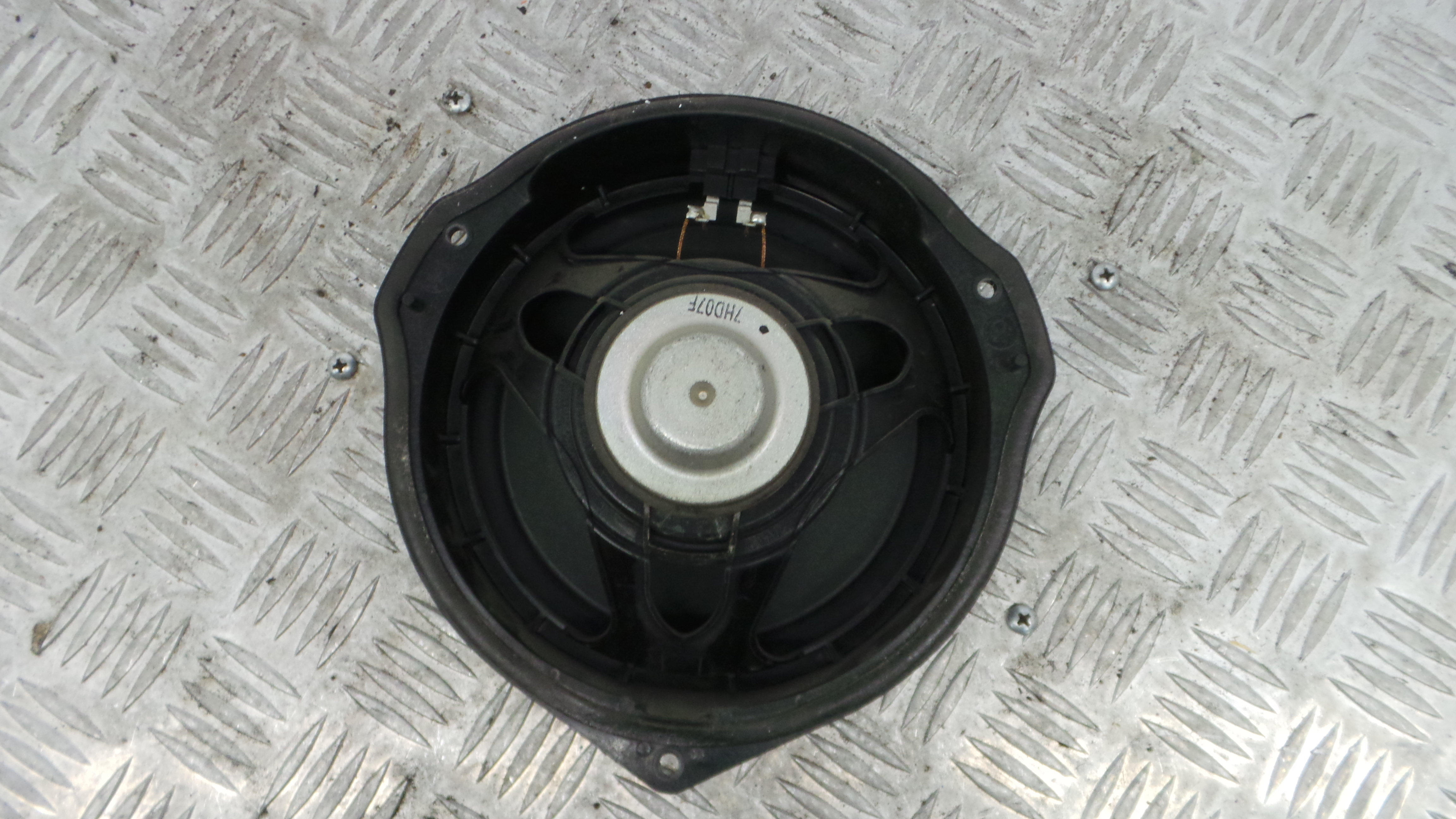 Colunas de Som A2048201902 - MERCEDES-BENZ C-CLASS (W204)-36441396