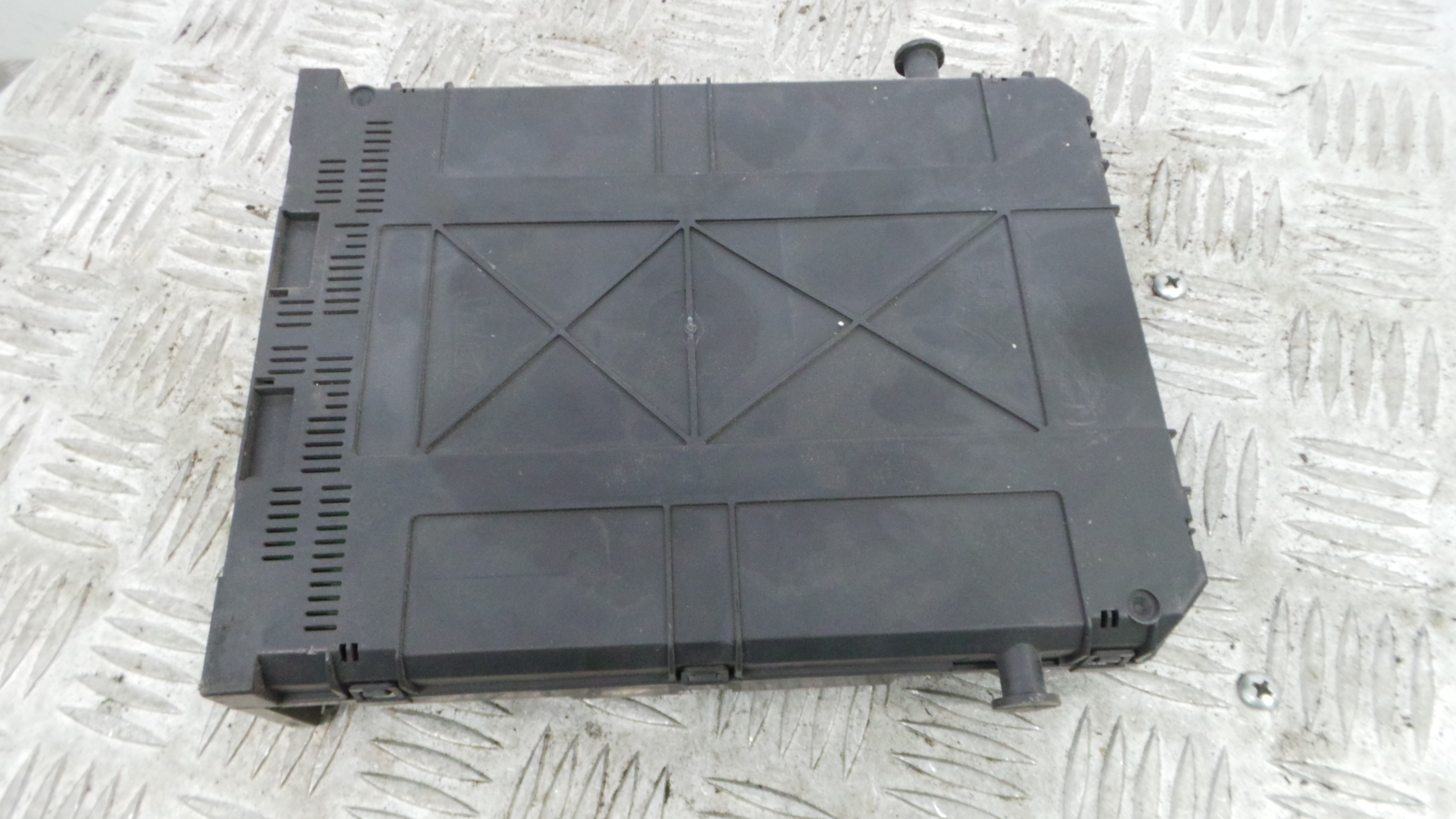 Caixa dos Fusíveis / BSI / UCH / SAM 9666952280 - CITROËN C3 II (SC_)-36441411