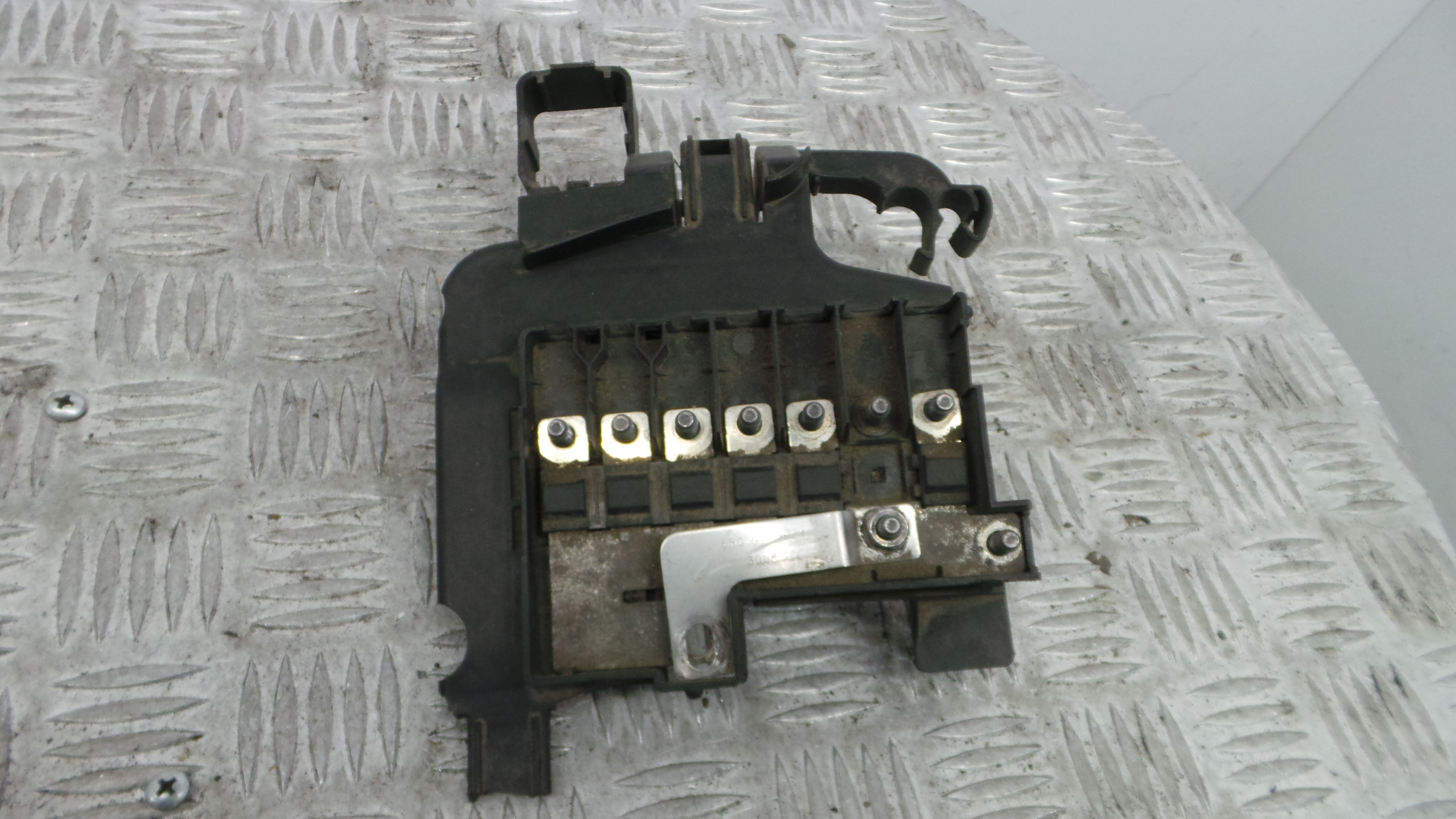 Caixa dos Fusíveis / BSI / UCH / SAM 6R0915345 - SEAT IBIZA IV (6J5, 6P1), IBIZA Mk IV (6J5, 6P1)-36441436 Caixa dos Fusíveis / BSI / UCH / SAM 6R0915345 - SEAT IBIZA IV (6J5, 6P1), IBIZA Mk IV (6J5, 6P1)-36441436