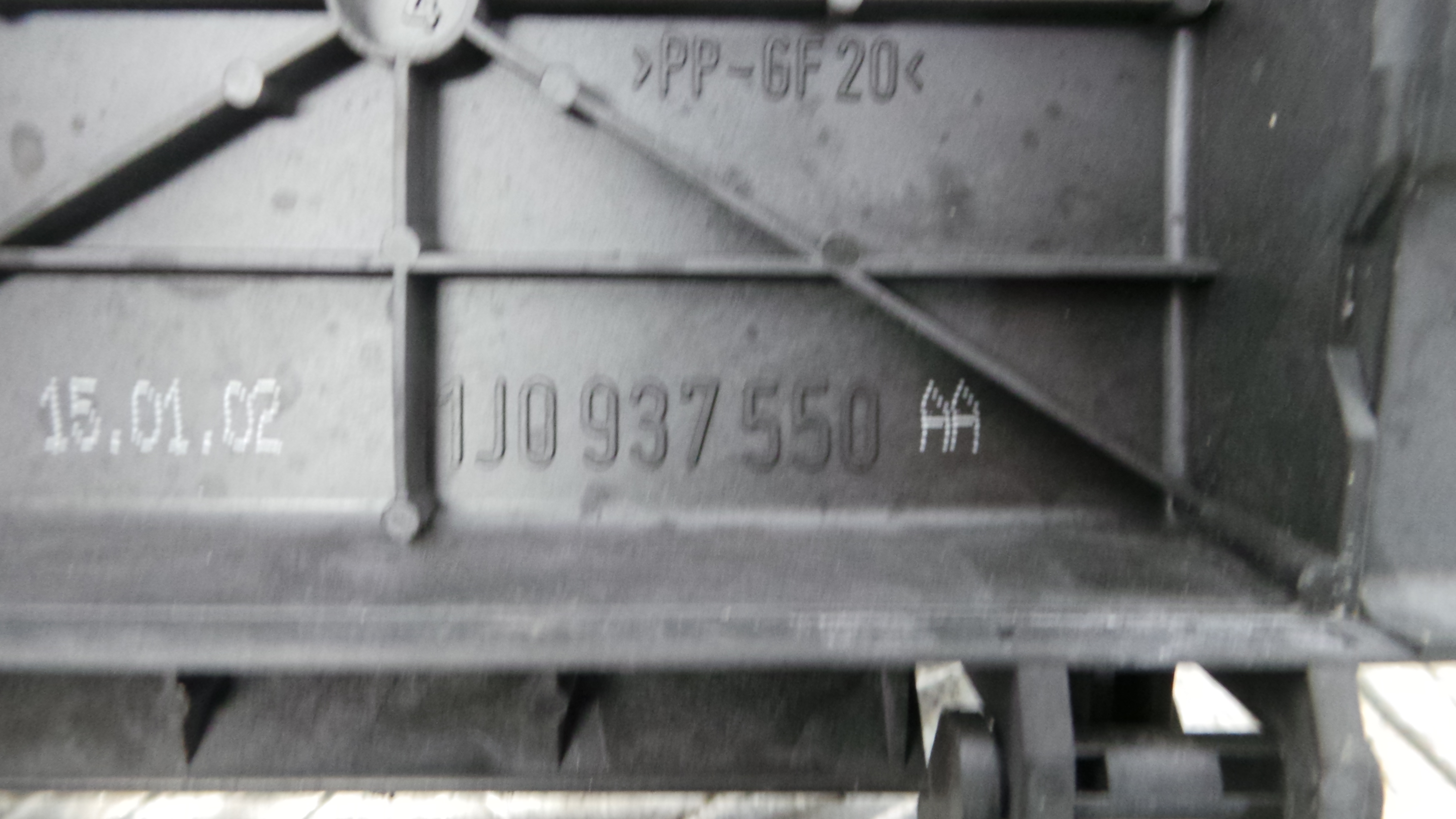 Caixa dos Fusíveis / BSI / UCH / SAM 1J0937550AA - AUDI A3 (8L1)-36441461