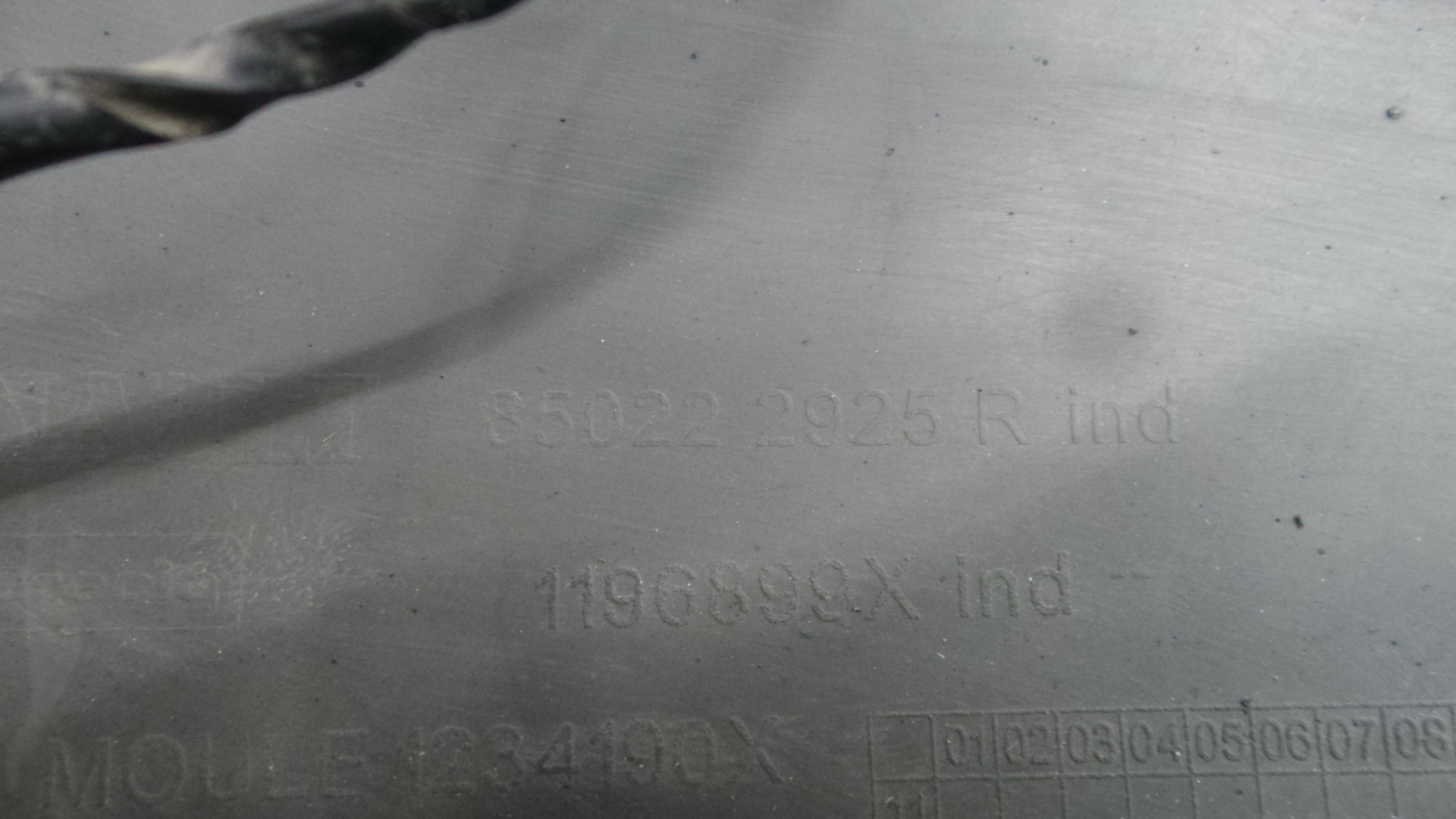 Para Choques de Trás 850222925R - RENAULT CLIO IV (BH_)-36451860