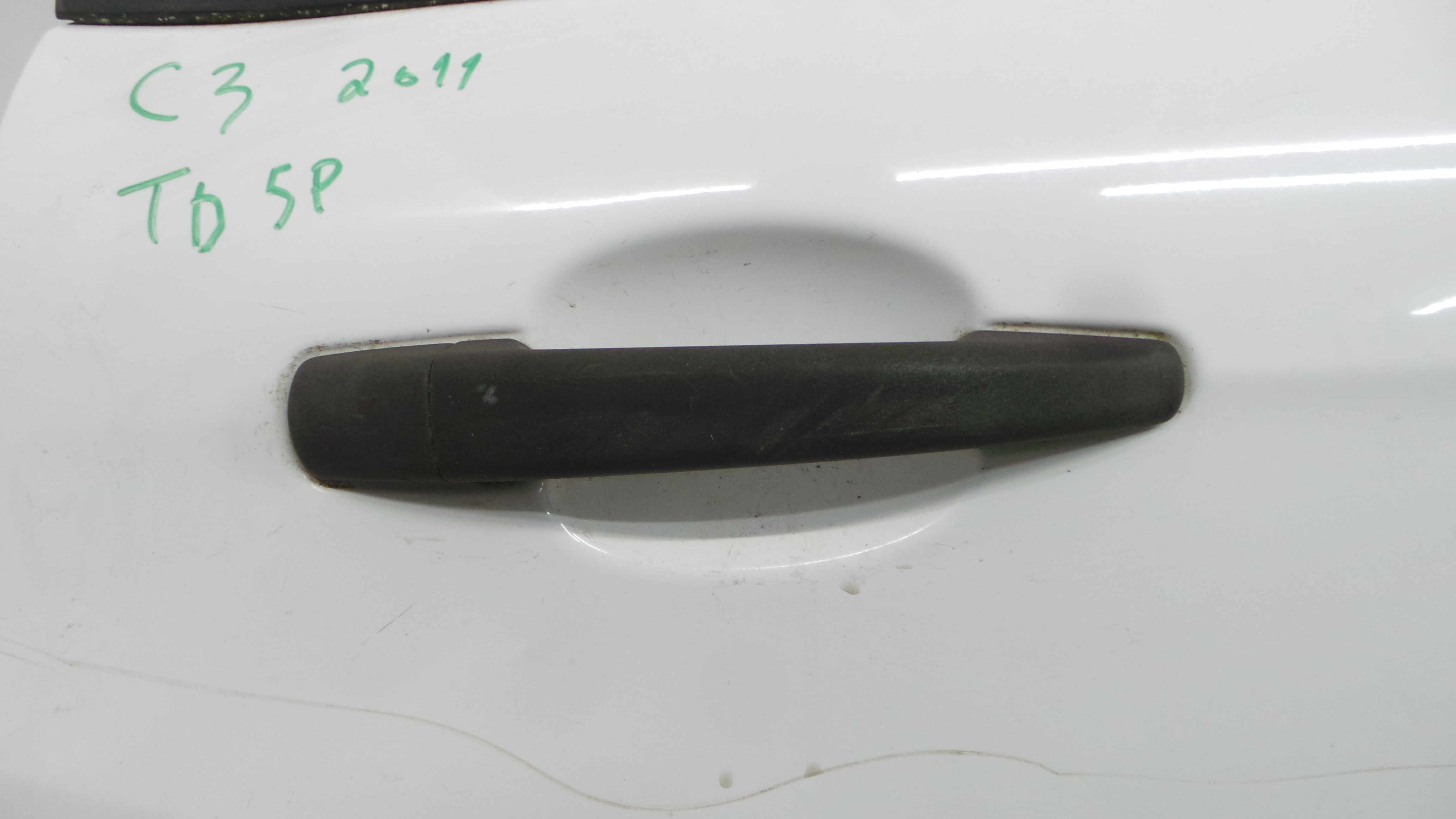 Puxador Exterior Trás Direita   9101KX - CITROËN C3 II (SC_)-36451887