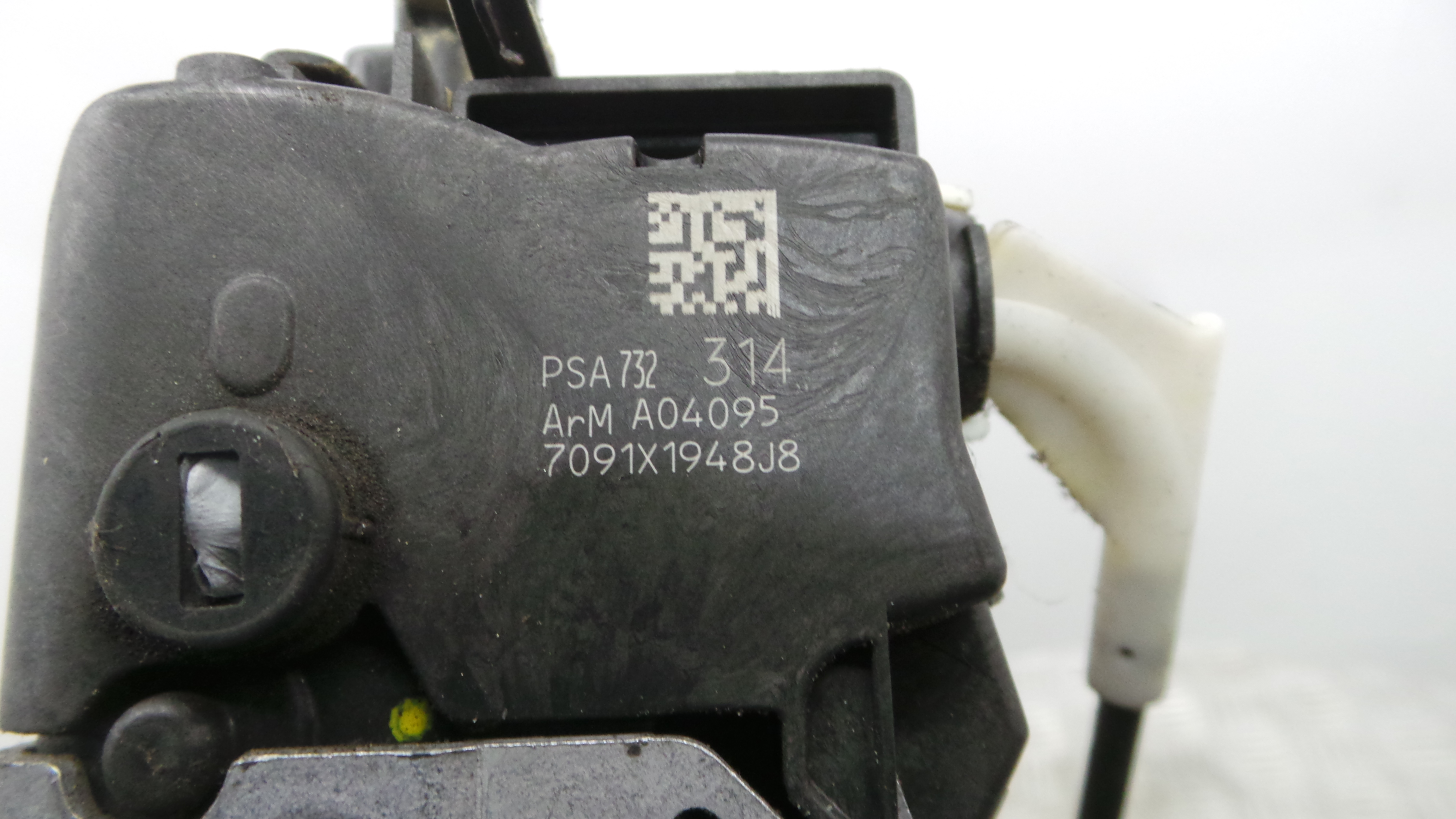 Fecho da Porta Trás Esq 732314 - CITROËN C3 II (SC_)-38061466