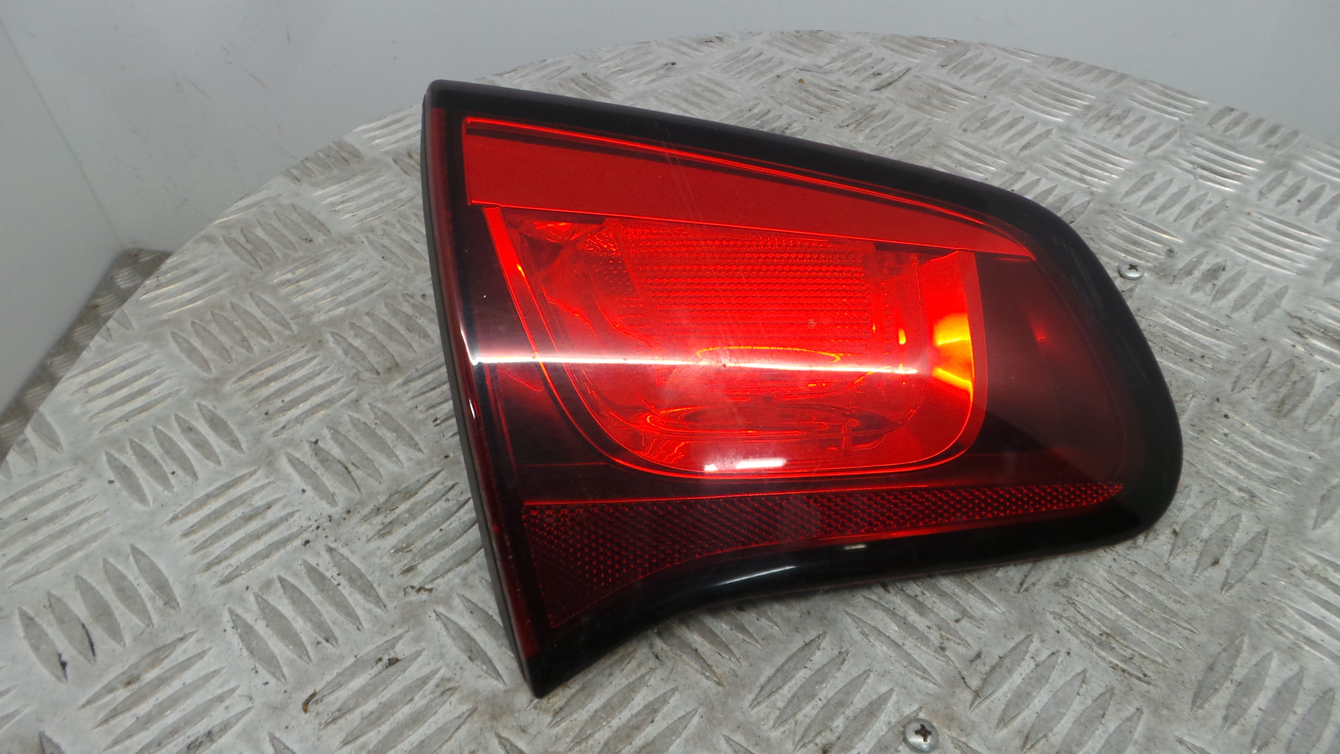 Farolim Mala Trás Esq  9685225580 - CITROËN C3 II (SC_)-36680559