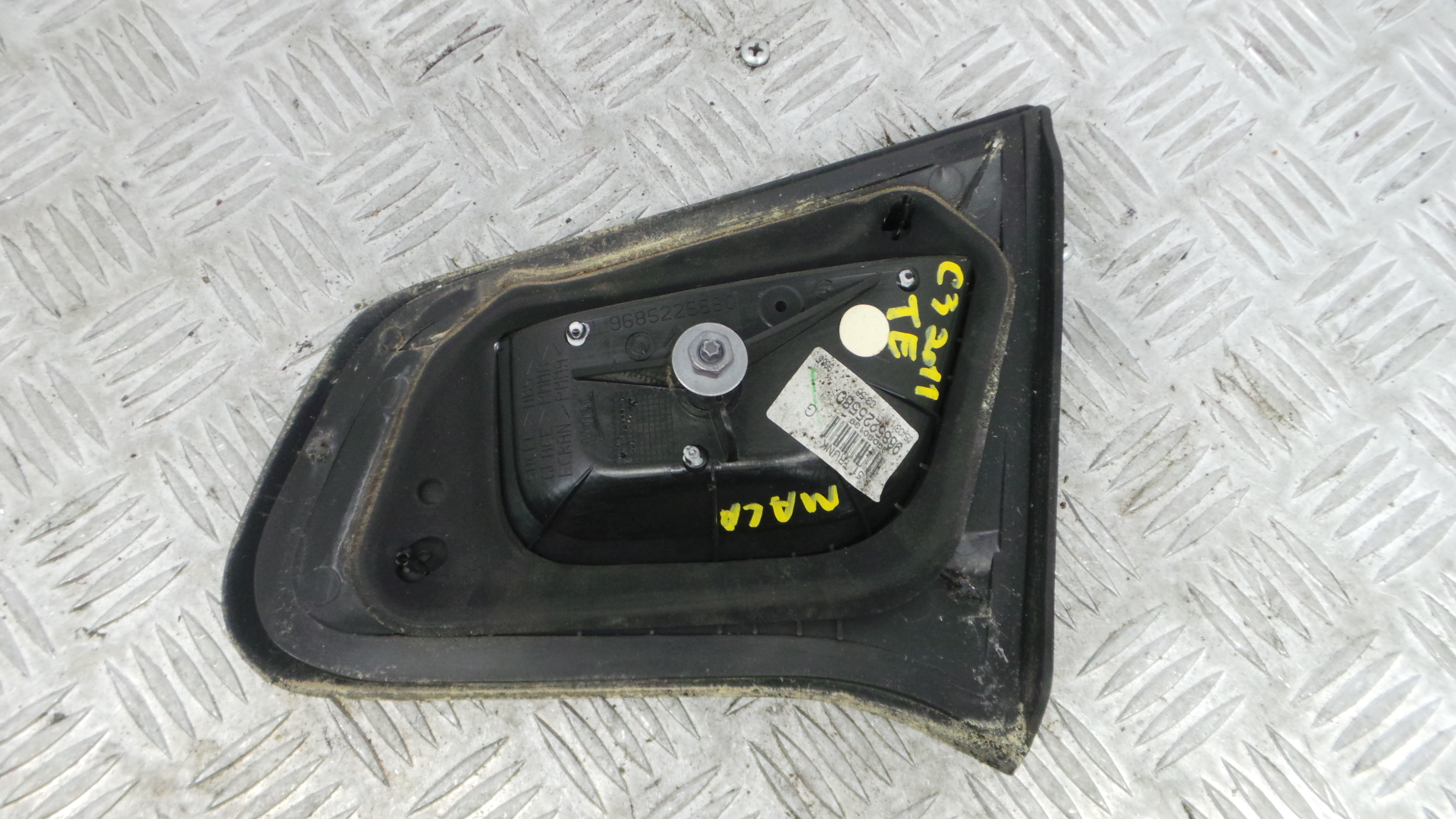 Farolim Mala Trás Esq  9685225580 - CITROËN C3 II (SC_)-36680559