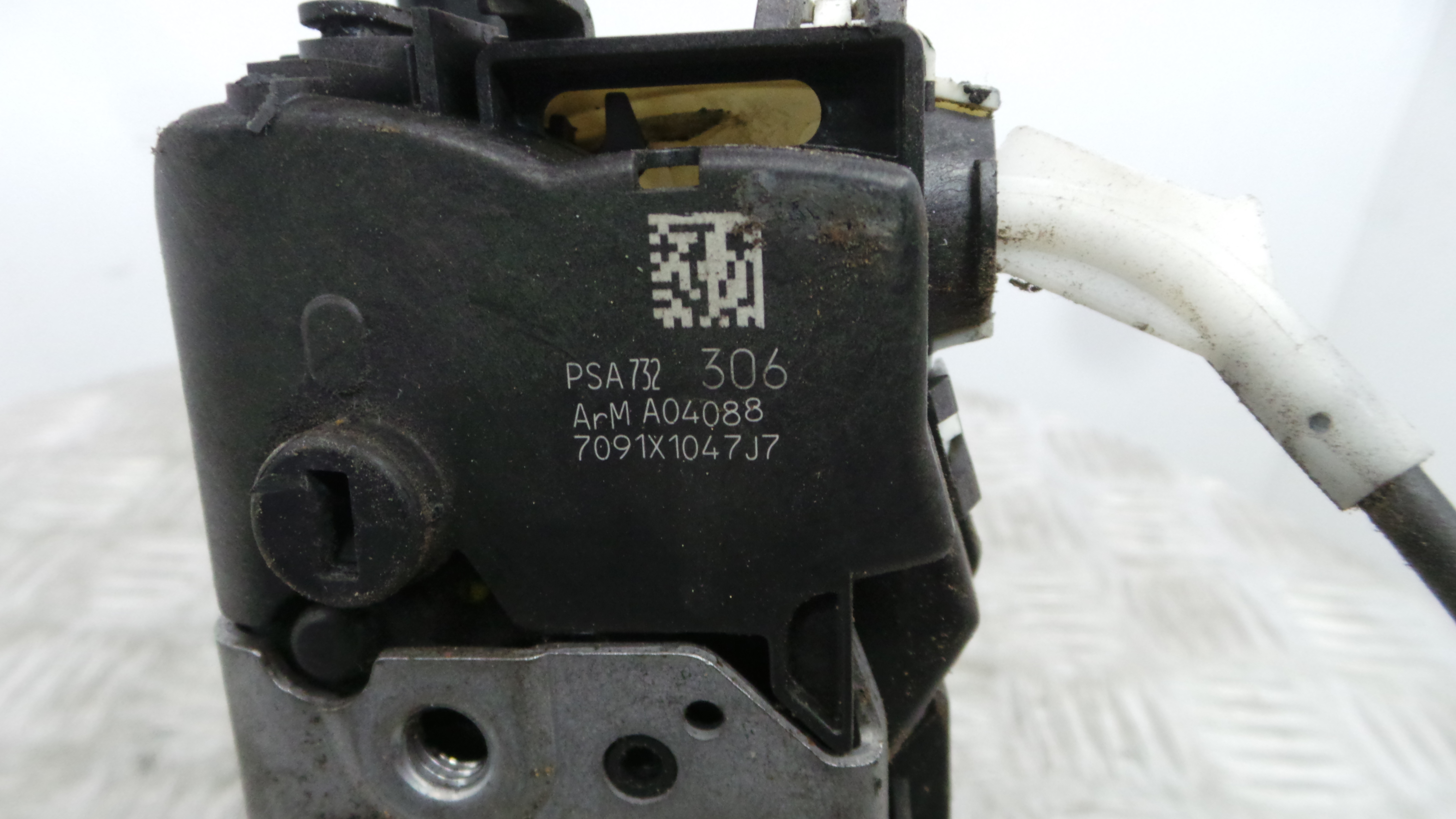 Fecho da Porta Frente Esq 732306 - CITROËN C3 II (SC_)-37076832