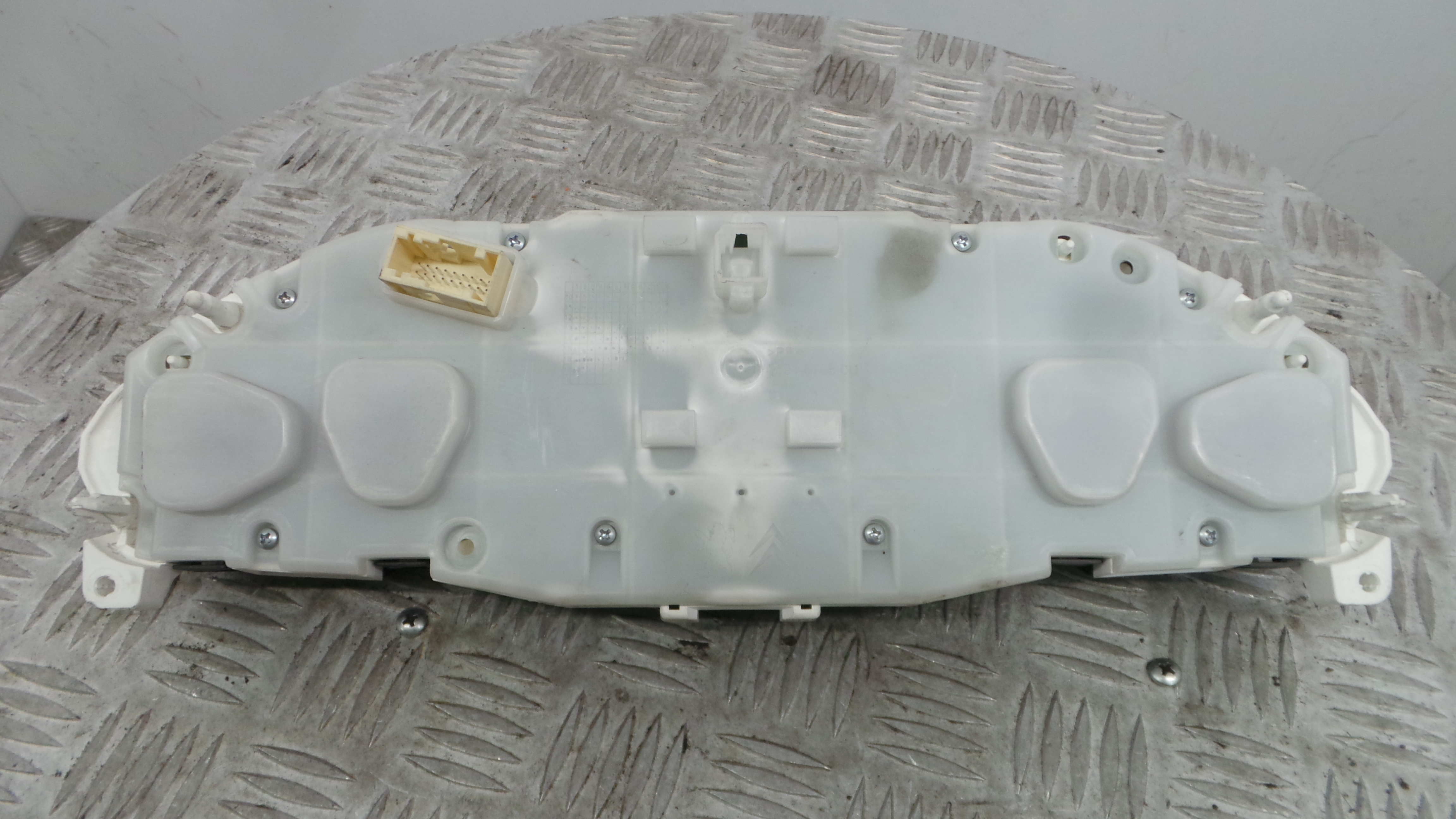 Quadrante 982262158000 - PEUGEOT 208 I (CA_, CC_)-36451939