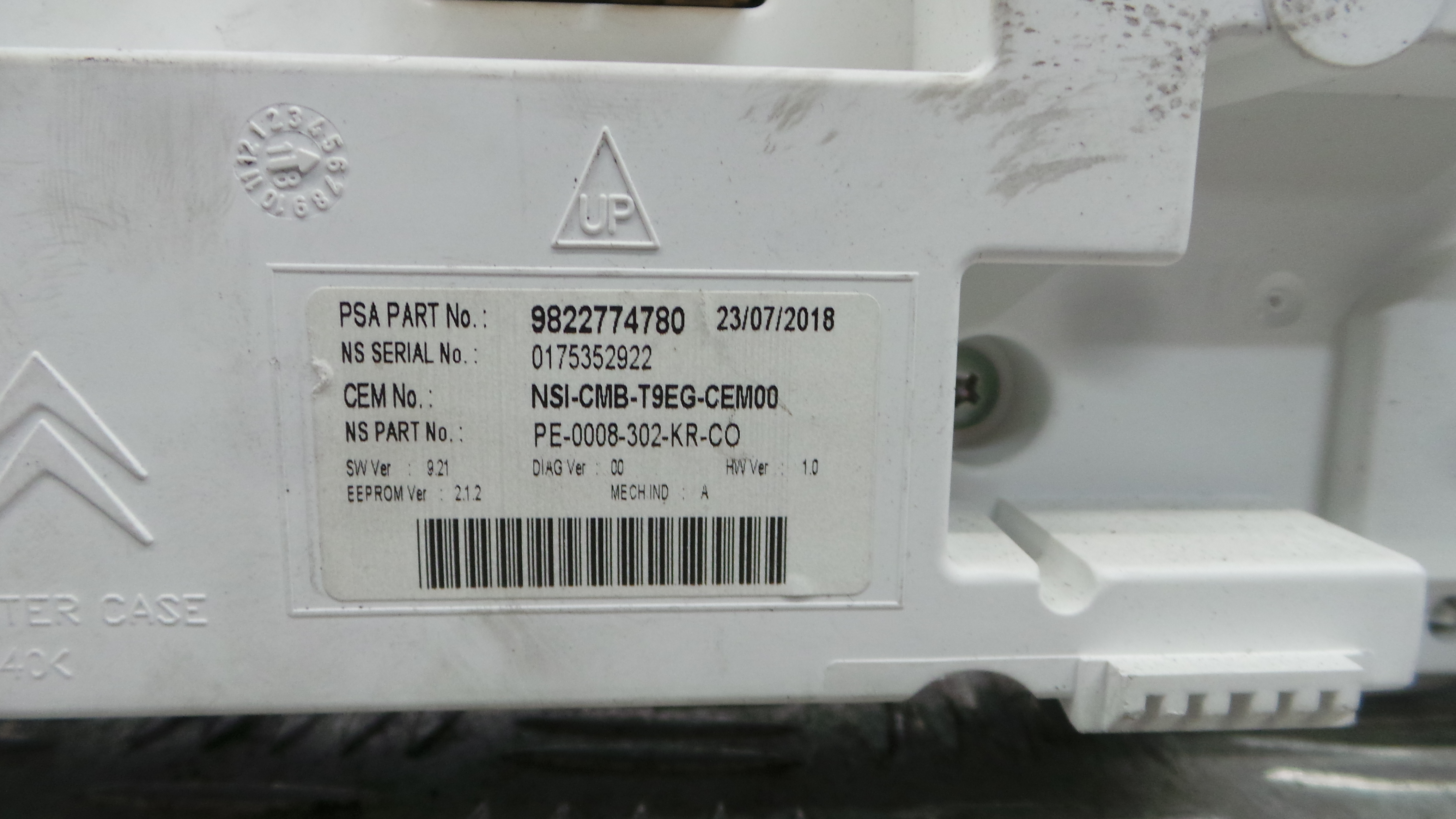 Quadrante 9822774780 - PEUGEOT 308 II (LB_, LP_, LW_, LH_, L3_)-36454991