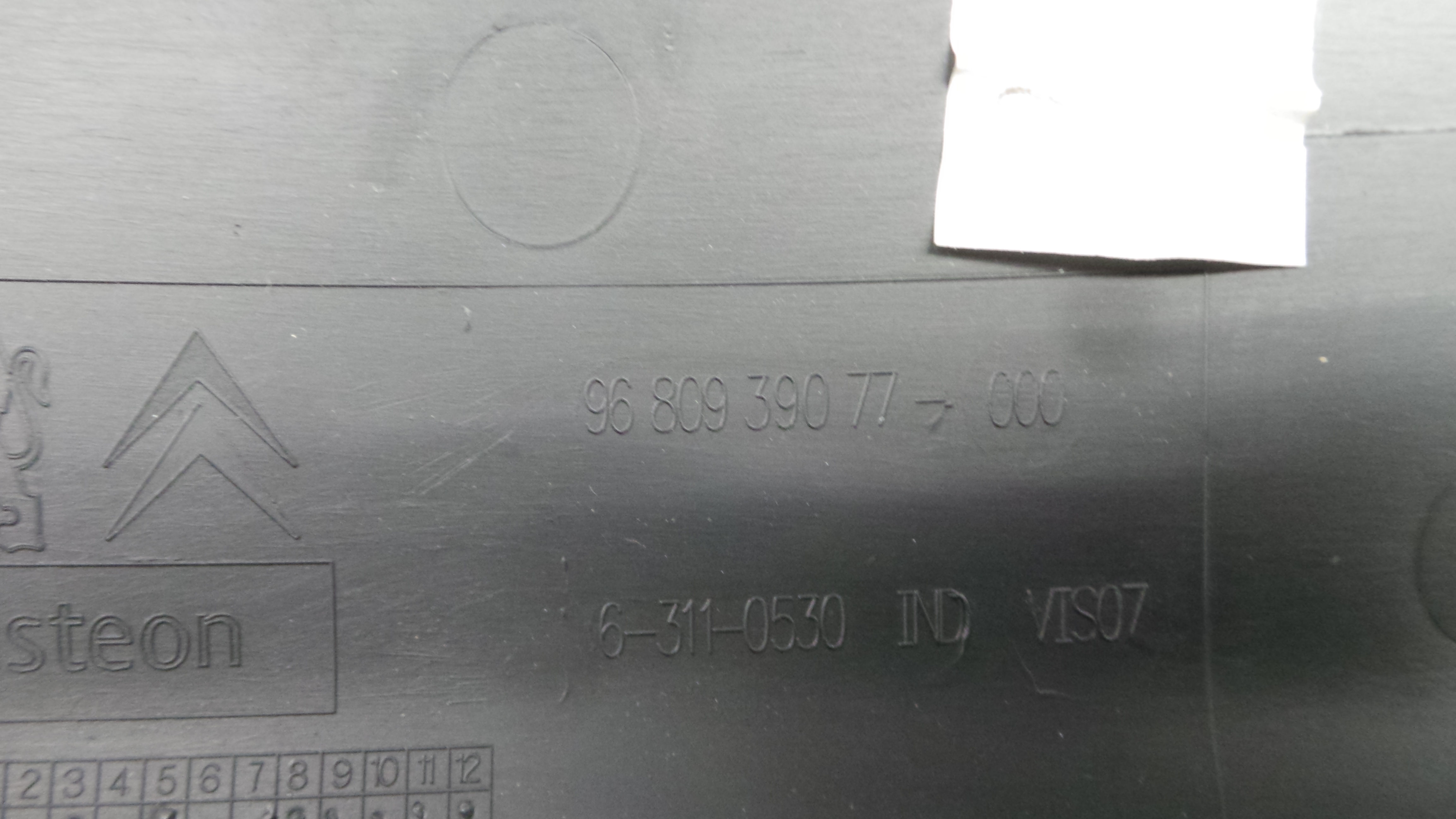 Display 8231LG - PEUGEOT PARTNER Caixa/monovolume-36459103