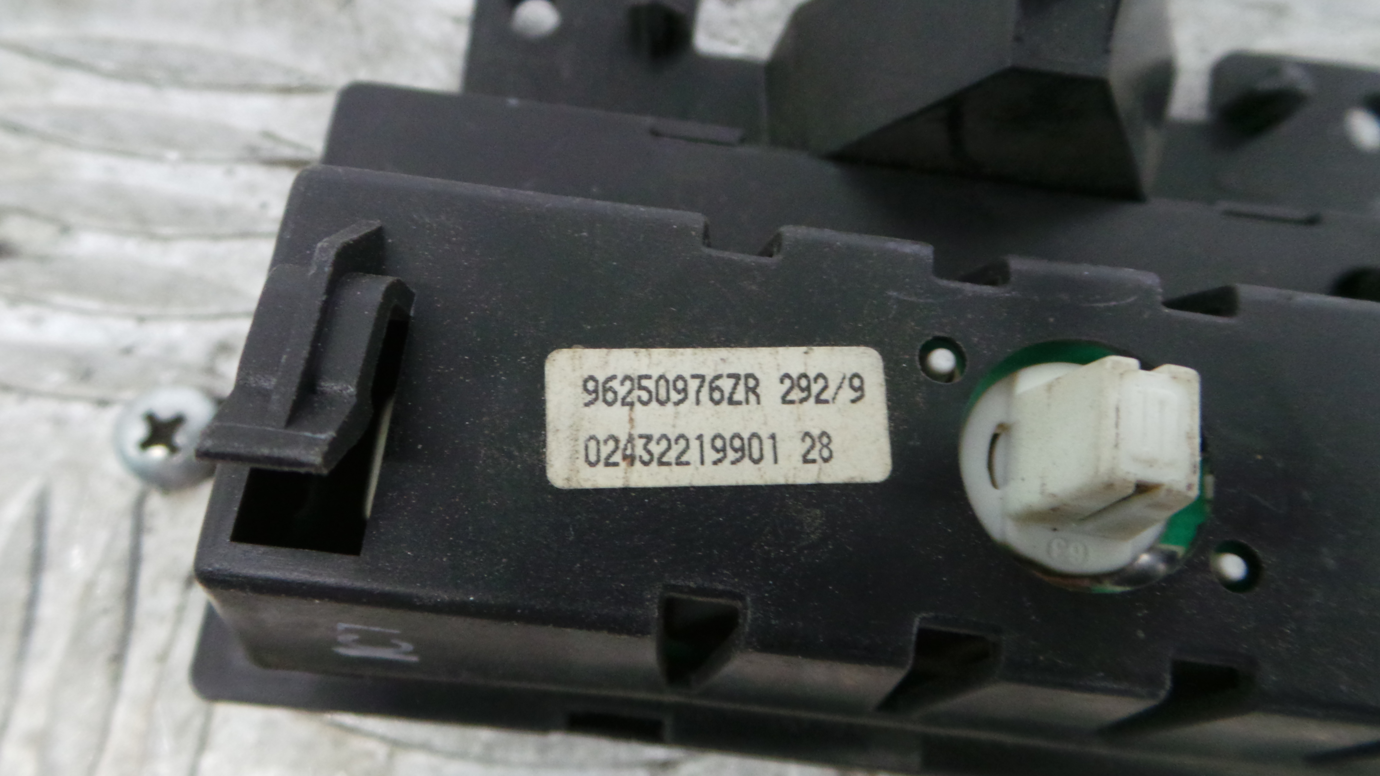 Display 96250976ZR - PEUGEOT 206 Hatchback (2A/C)-36459118