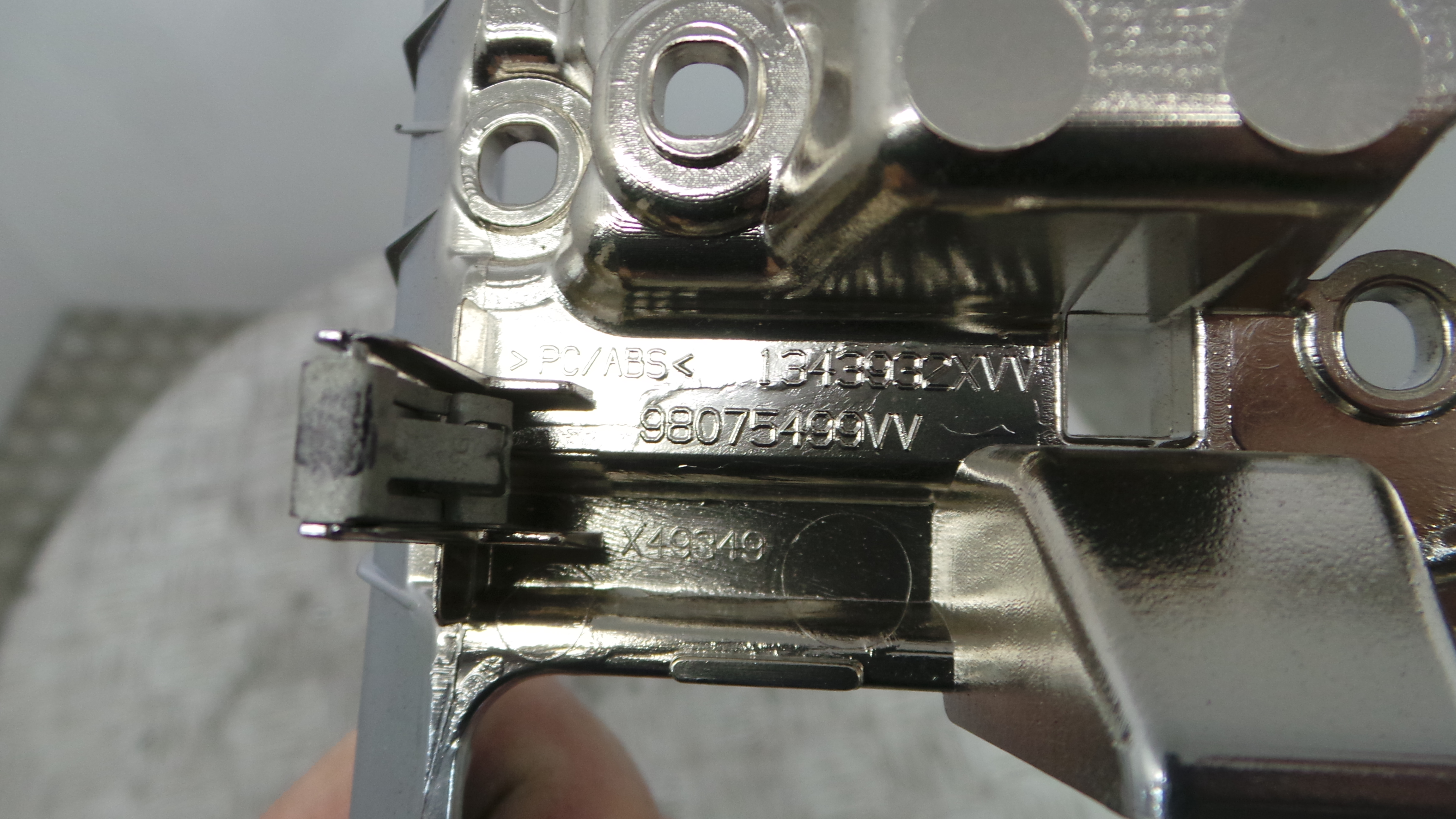 Aro Consola Central 98075499VV - PEUGEOT 308 II (LB_, LP_, LW_, LH_, L3_)-36459156