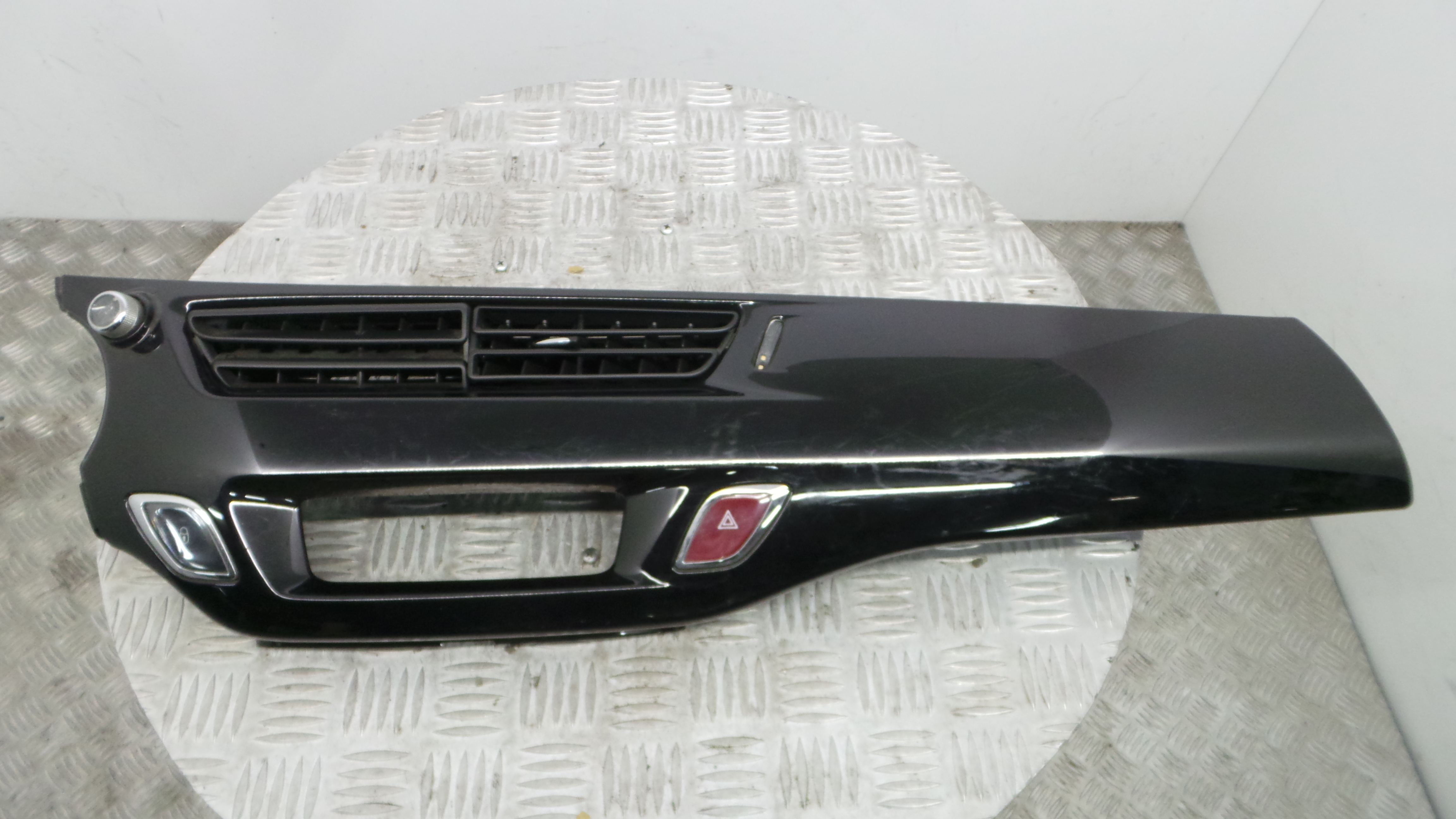 Tablier 9685748677 - CITROËN C3 II (SC_)-36459190