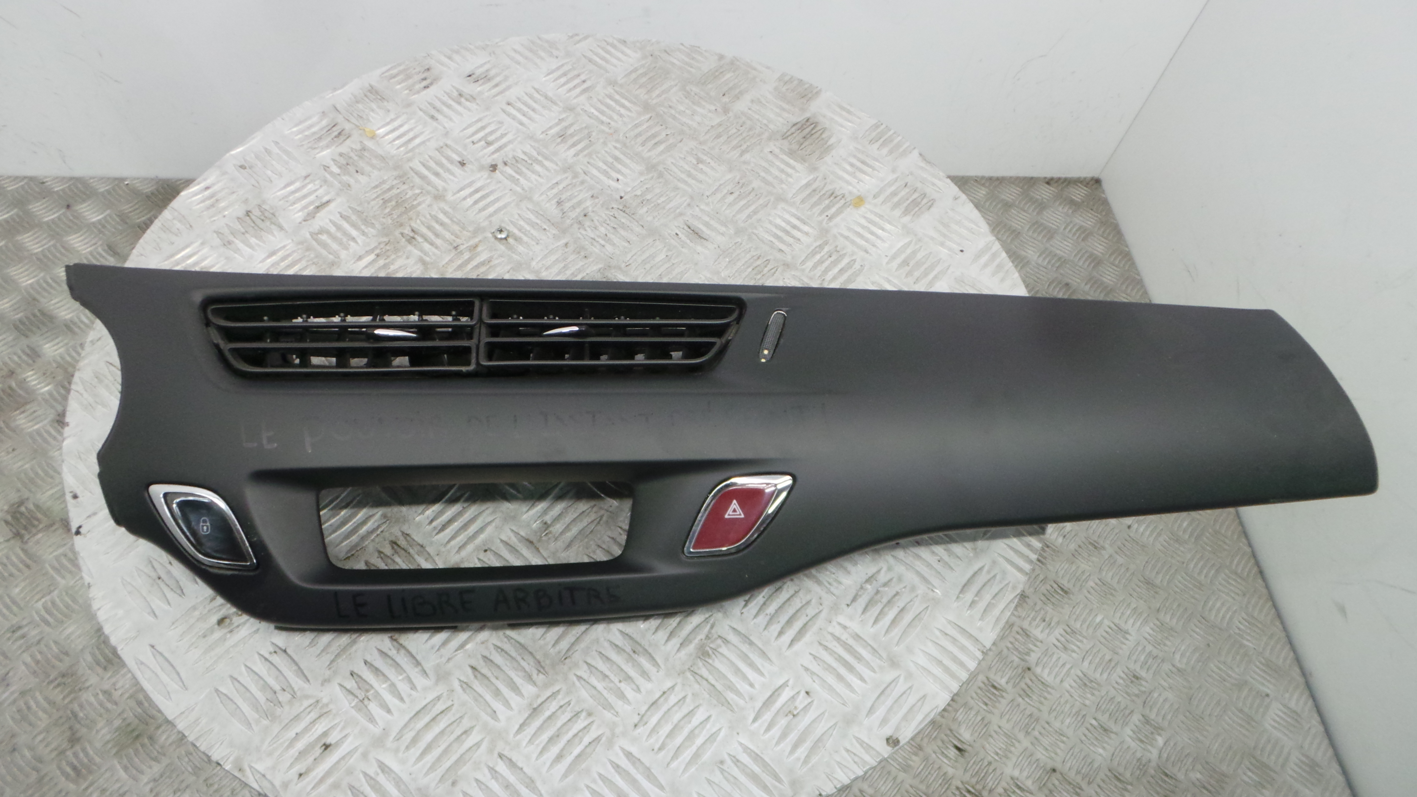 Tablier 9685748777 - CITROËN C3 II (SC_)-36461710