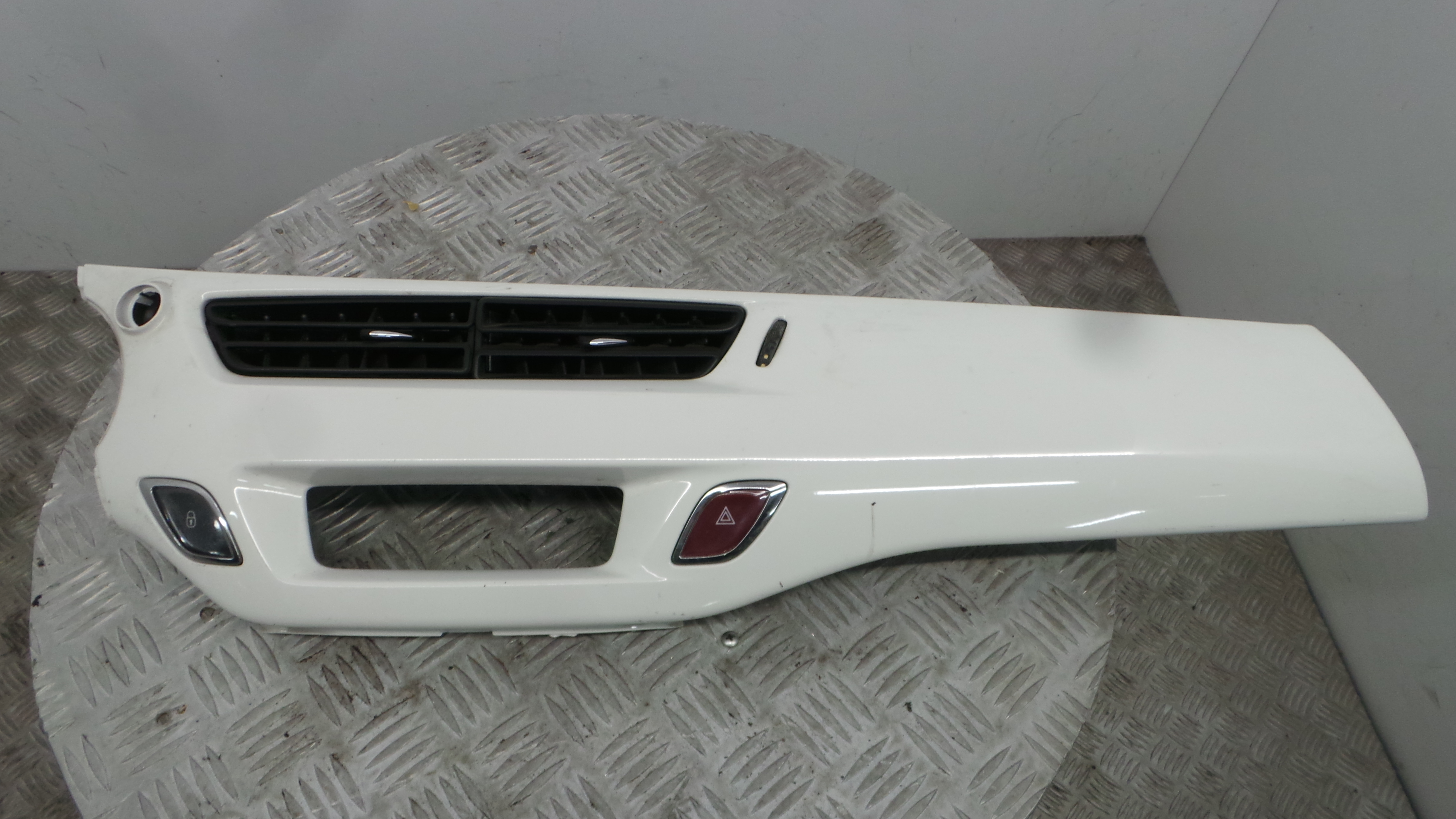 Tablier 9685748677 - CITROËN C3 II (SC_)-36461713