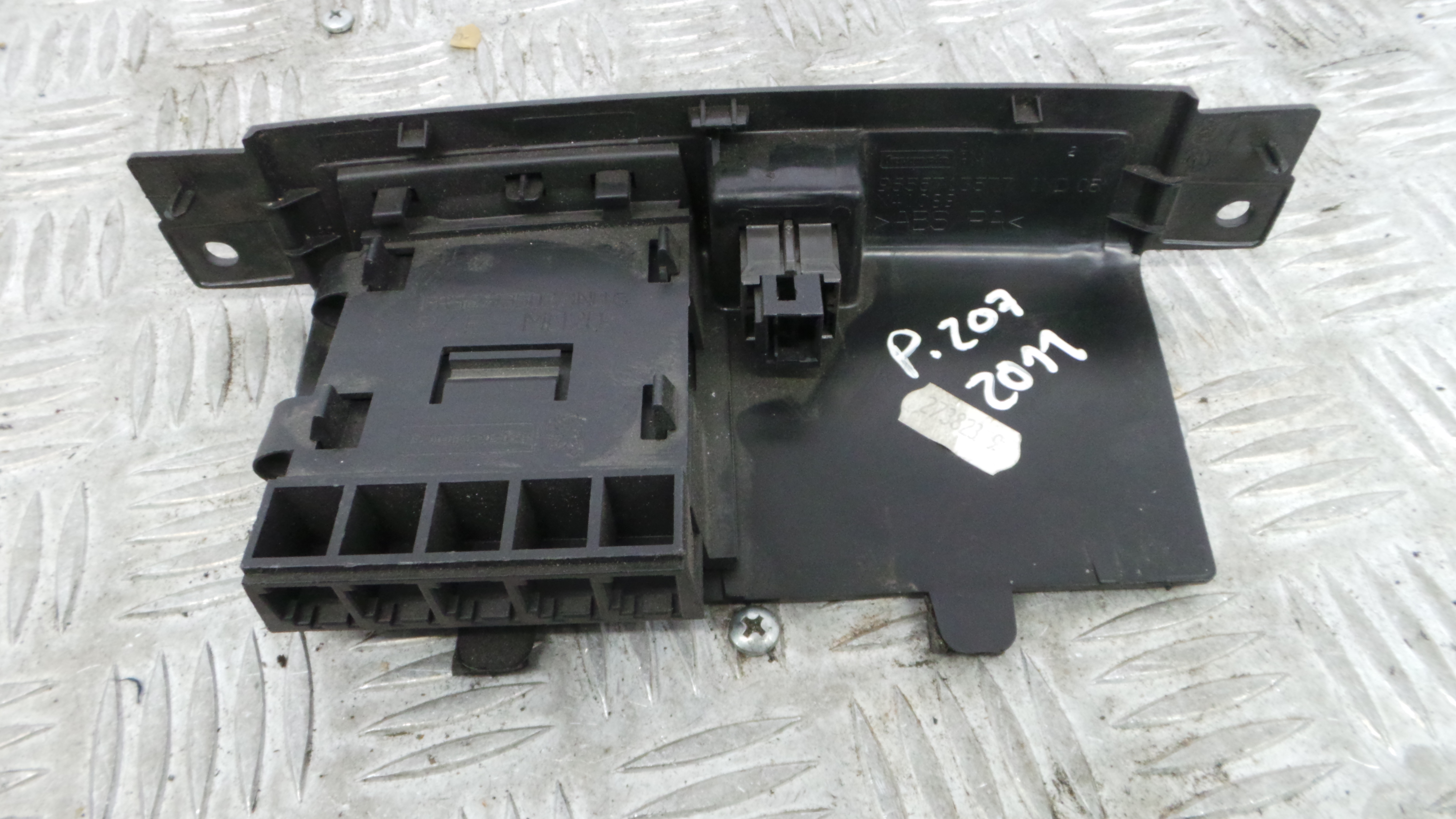 Botões da Consola  9656713577 - PEUGEOT 207 (WA_, WC_), 207/207+ (WA_, WC_)-36461772