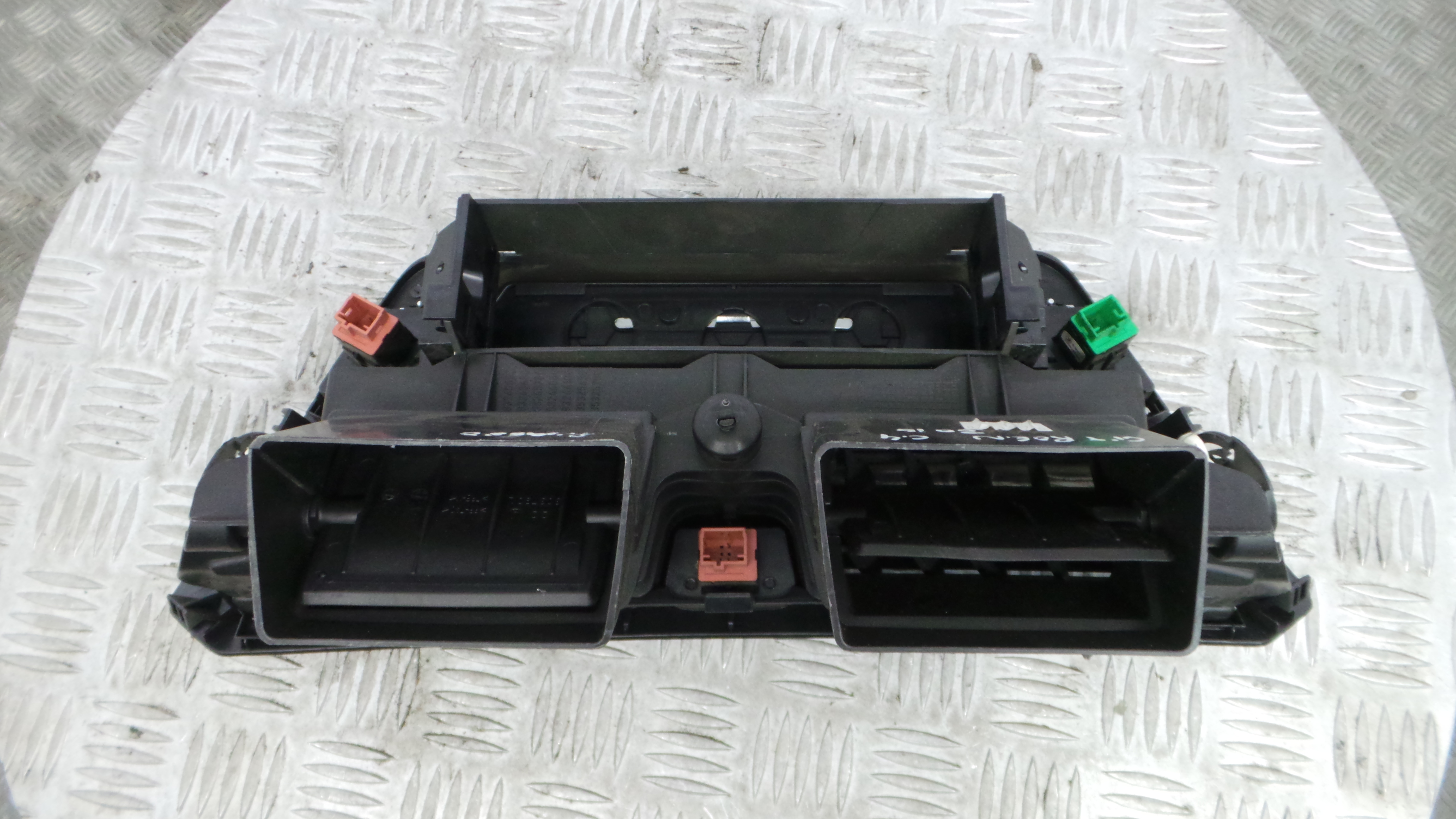 Consola central Tablier 9683265080 - CITROËN C4 PICASSO I Veículo multiuso (UD_)-36461939