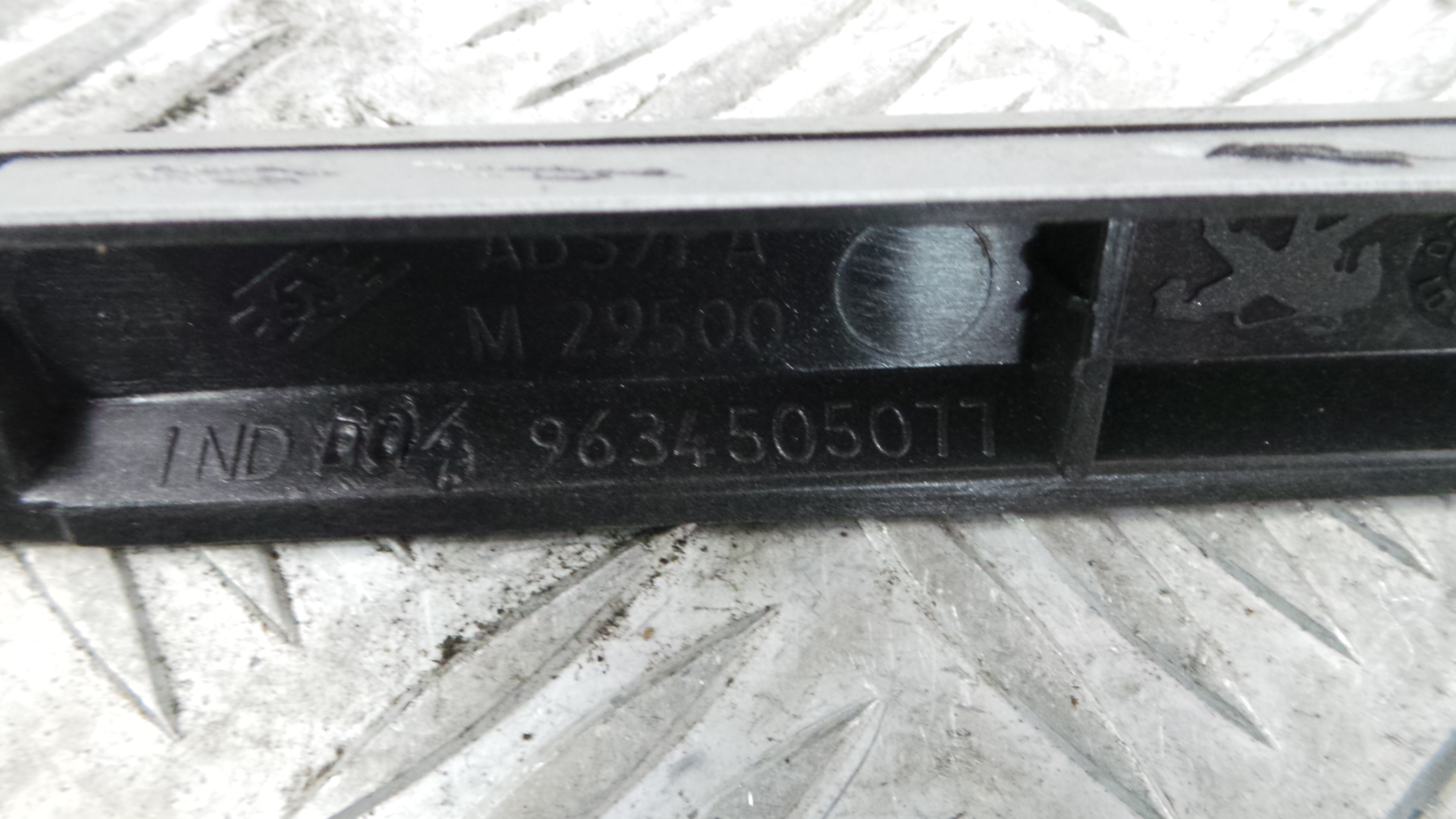 Consola central Tablier  9634505077 - PEUGEOT 307 (3A/C)-36462000