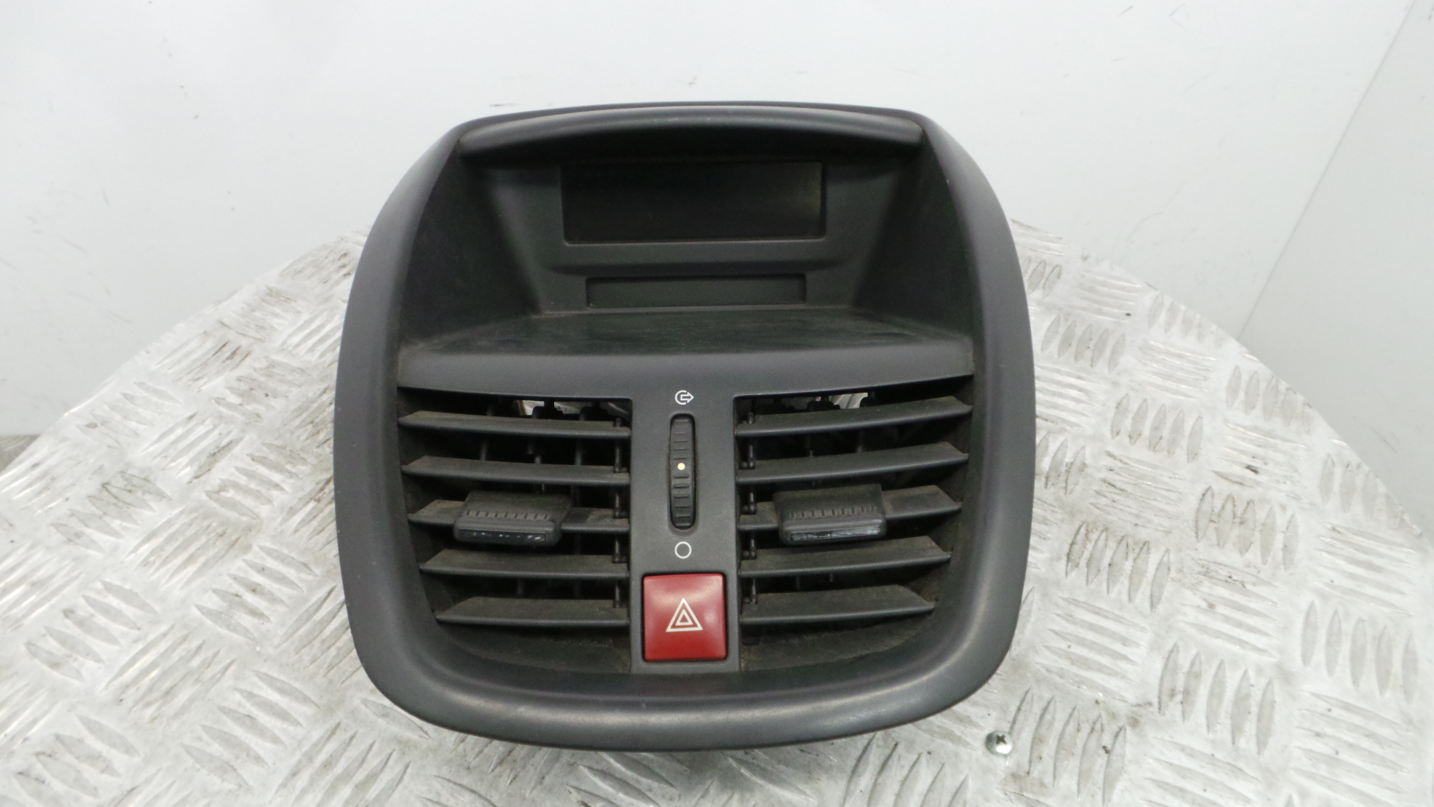 Consola central Tablier 9650068177 - PEUGEOT 207 (WA_, WC_), 207/207+ (WA_, WC_)-36462009 Consola central Tablier 9650068177 - PEUGEOT 207 (WA_, WC_), 207/207+ (WA_, WC_)-36462009