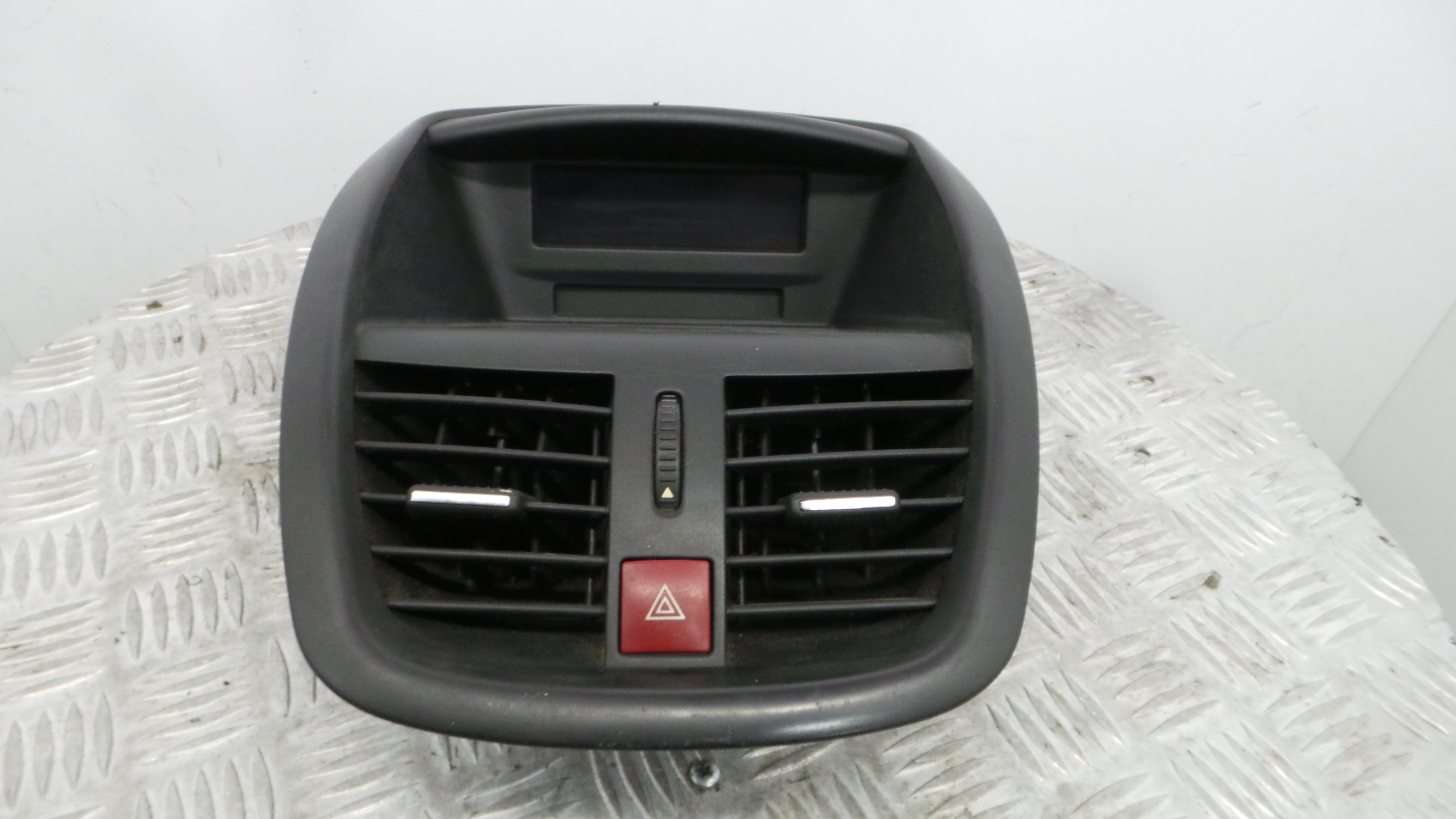 Consola central Tablier 96724726ZD - PEUGEOT 207 (WA_, WC_), 207/207+ (WA_, WC_)-36462033 Consola central Tablier 96724726ZD - PEUGEOT 207 (WA_, WC_), 207/207+ (WA_, WC_)-36462033