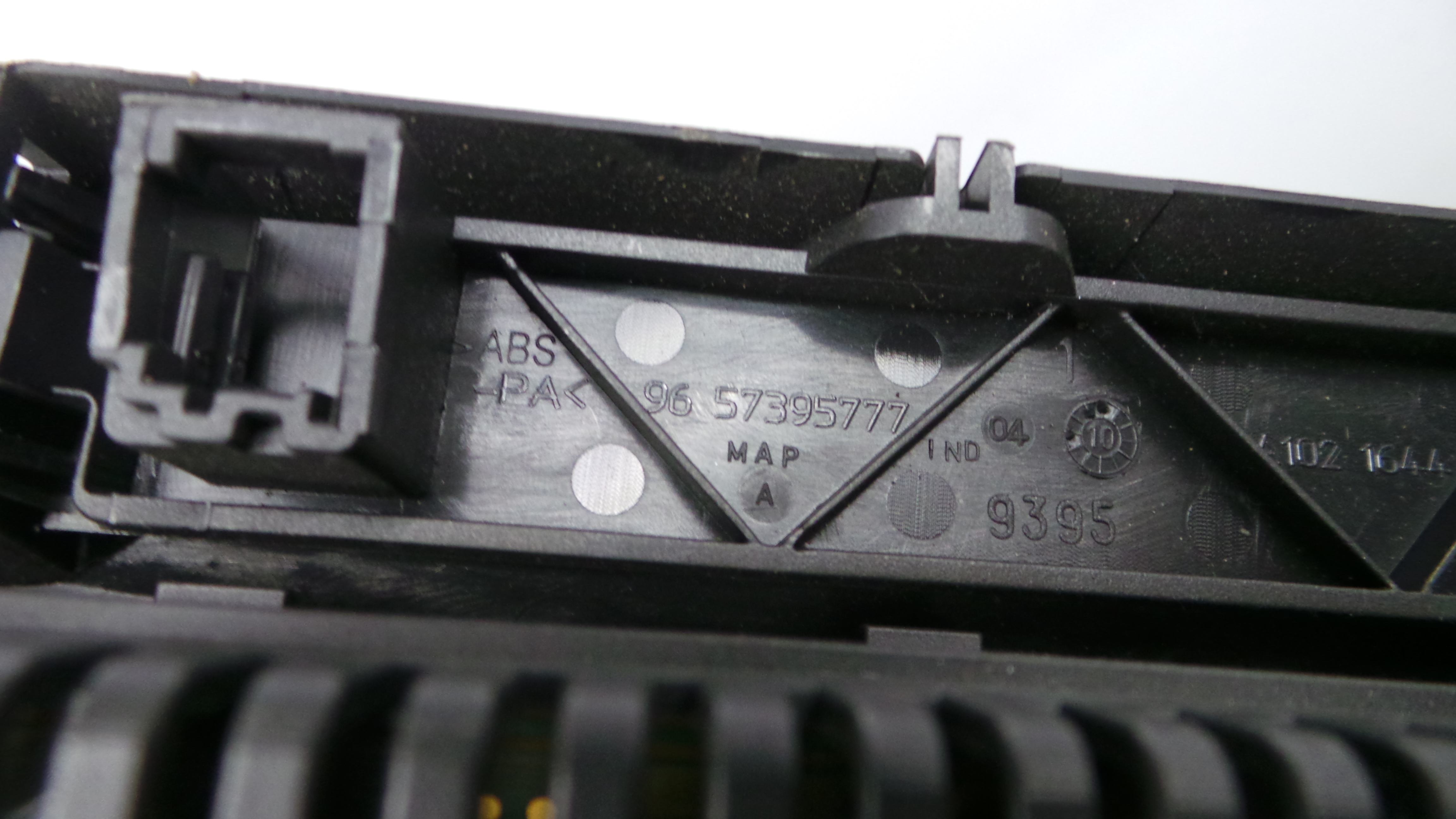 Consola central Tablier  96724726ZD - PEUGEOT 207 (WA_, WC_), 207/207+ (WA_, WC_)-36462033