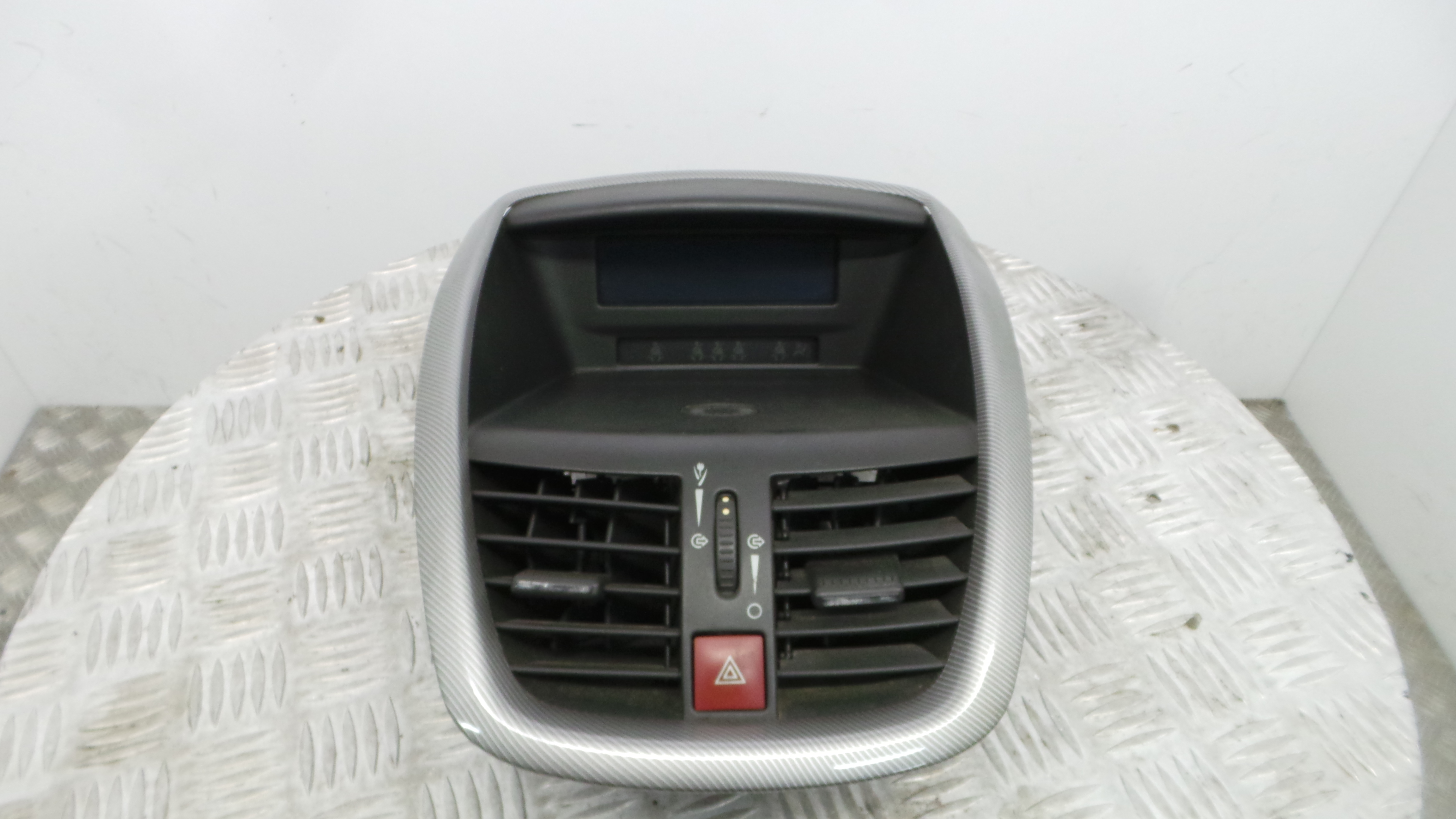 Consola central Tablier  9656992377 - PEUGEOT 207 (WA_, WC_), 207/207+ (WA_, WC_)-36462042