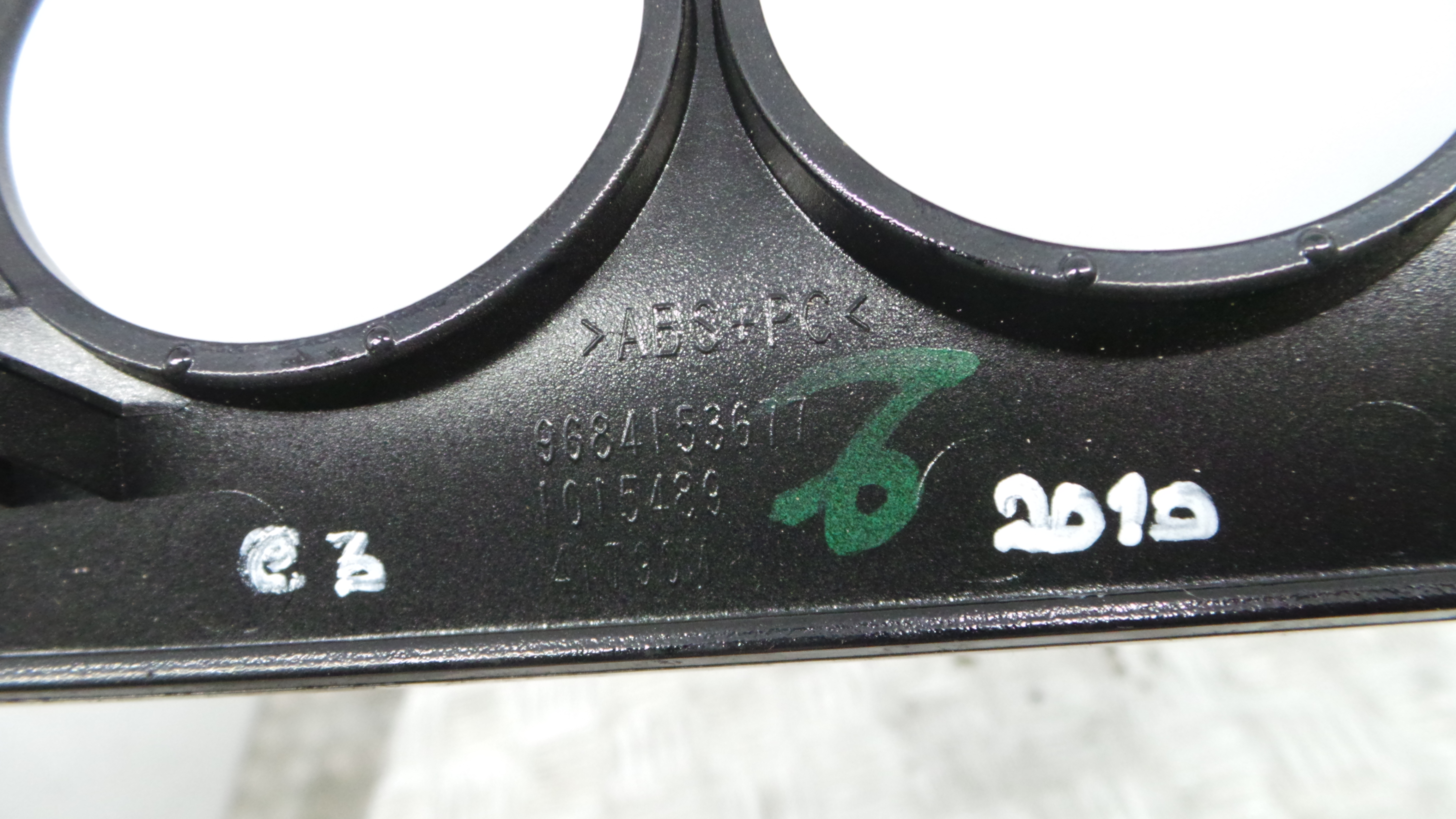 Aro Consola Central 9684153677 - CITROËN C3 II (SC_)-36462065