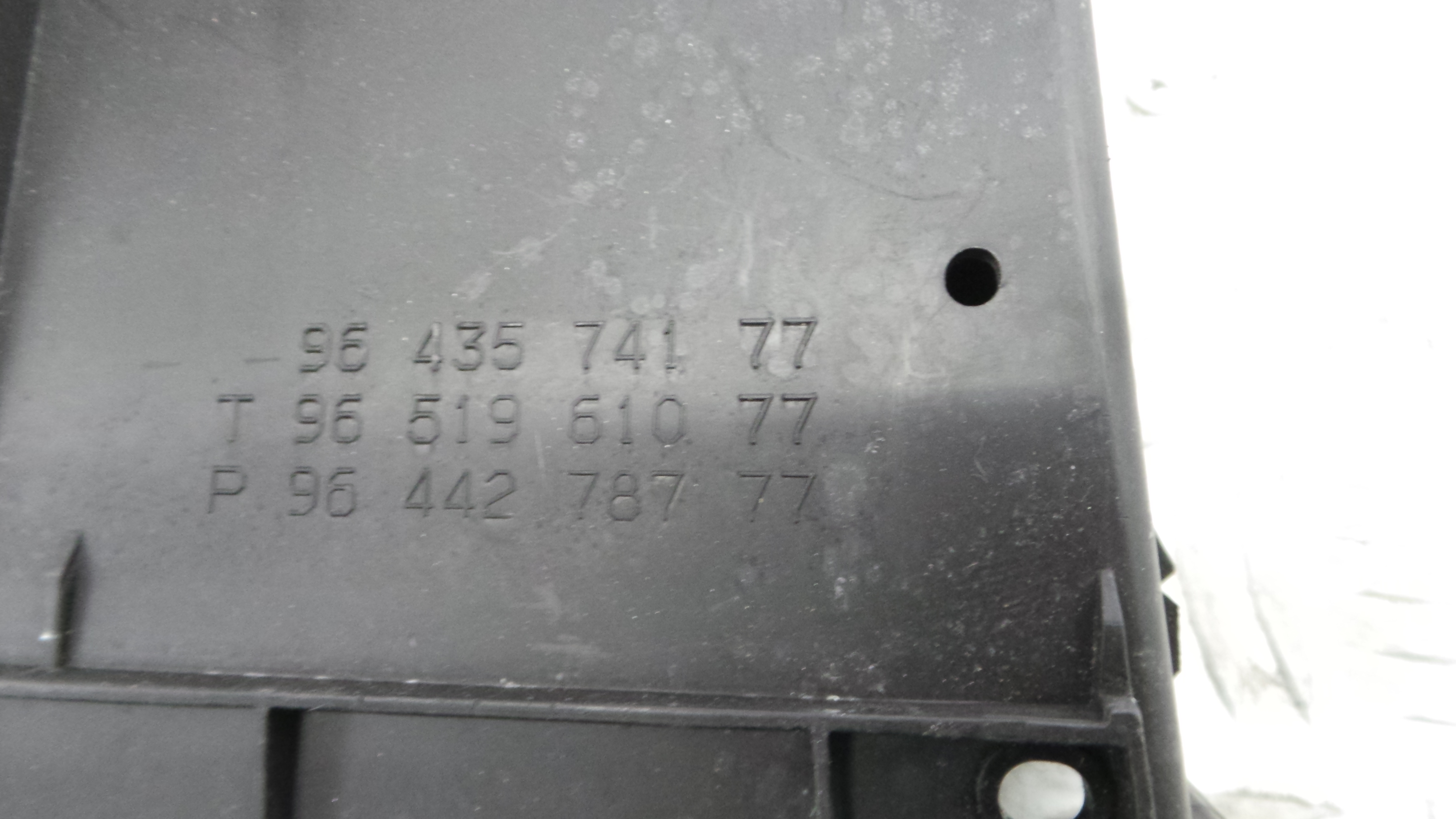 Porta Luvas 9643574177 - CITROËN C3 Pluriel (HB_)-36462098