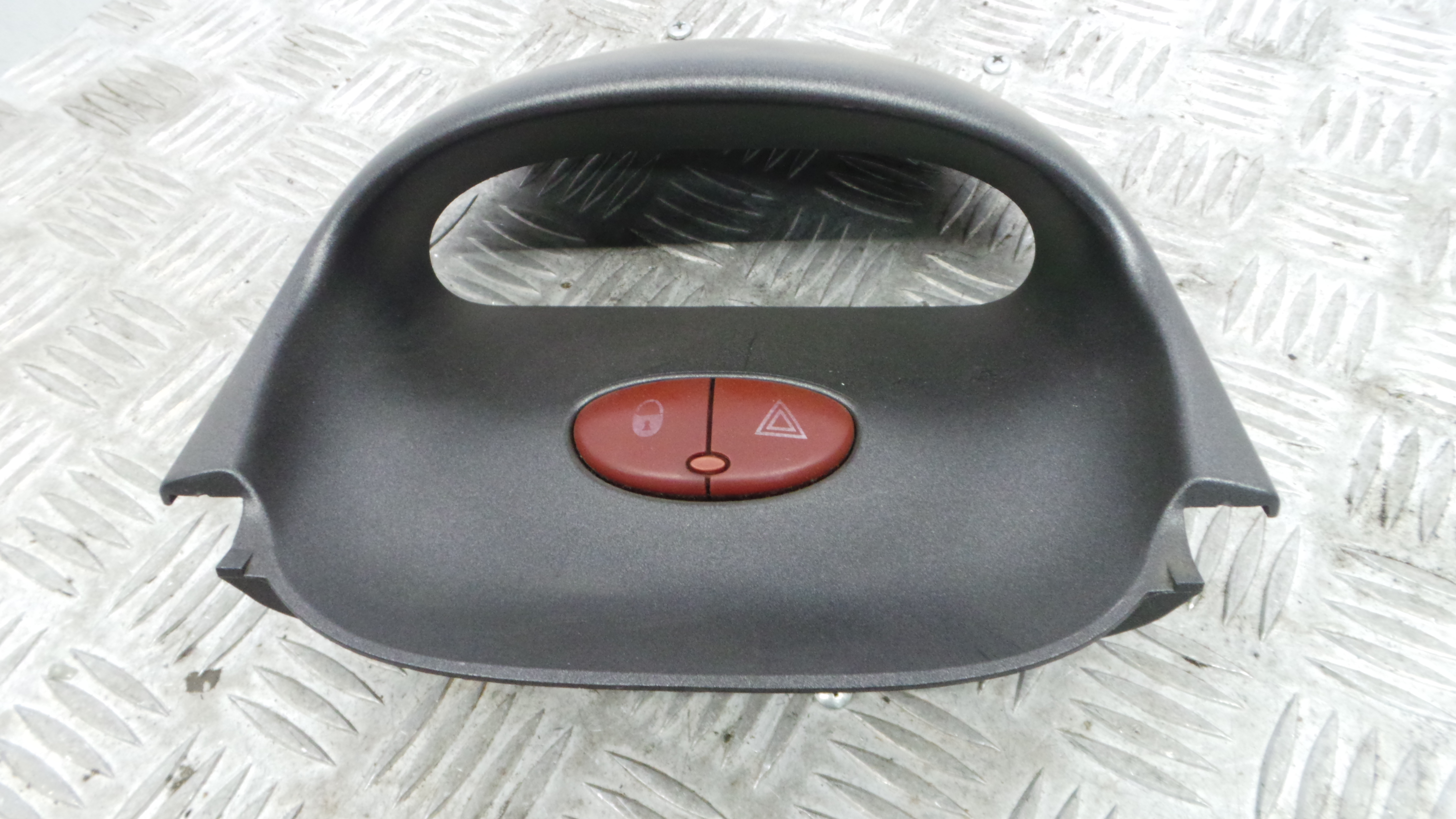 Aro Consola Central 96403133YF - PEUGEOT 206 Hatchback (2A/C)-36462163 Aro Consola Central 96403133YF - PEUGEOT 206 Hatchback (2A/C)-36462163