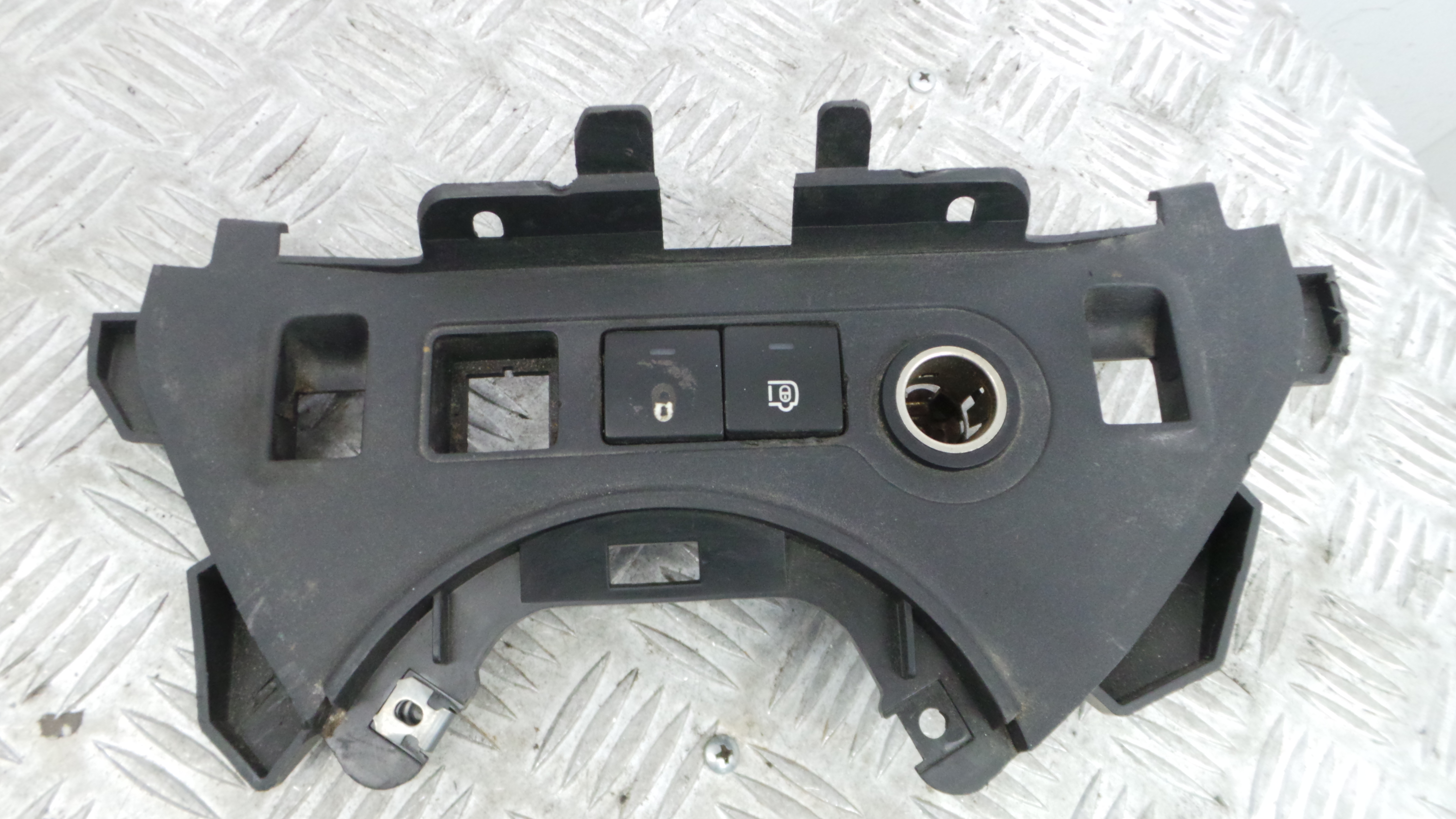 Botões da Consola  9680931977 - CITROËN BERLINGO / BERLINGO FIRST Caixa/monovolume (M_)-36462179