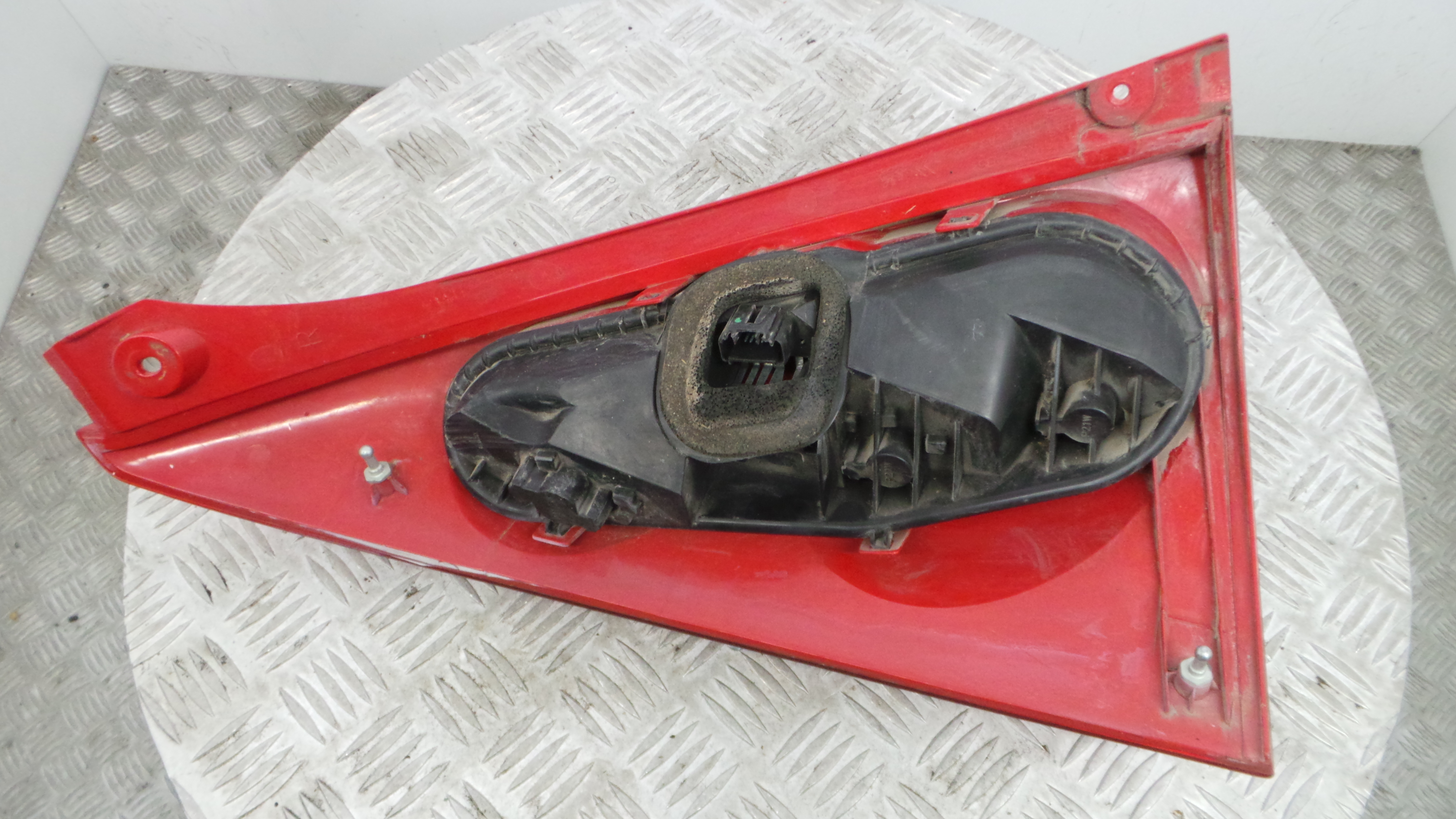 Farolim Stop Dto 81550-0H040 - PEUGEOT 107 (PM_, PN_)-36501299