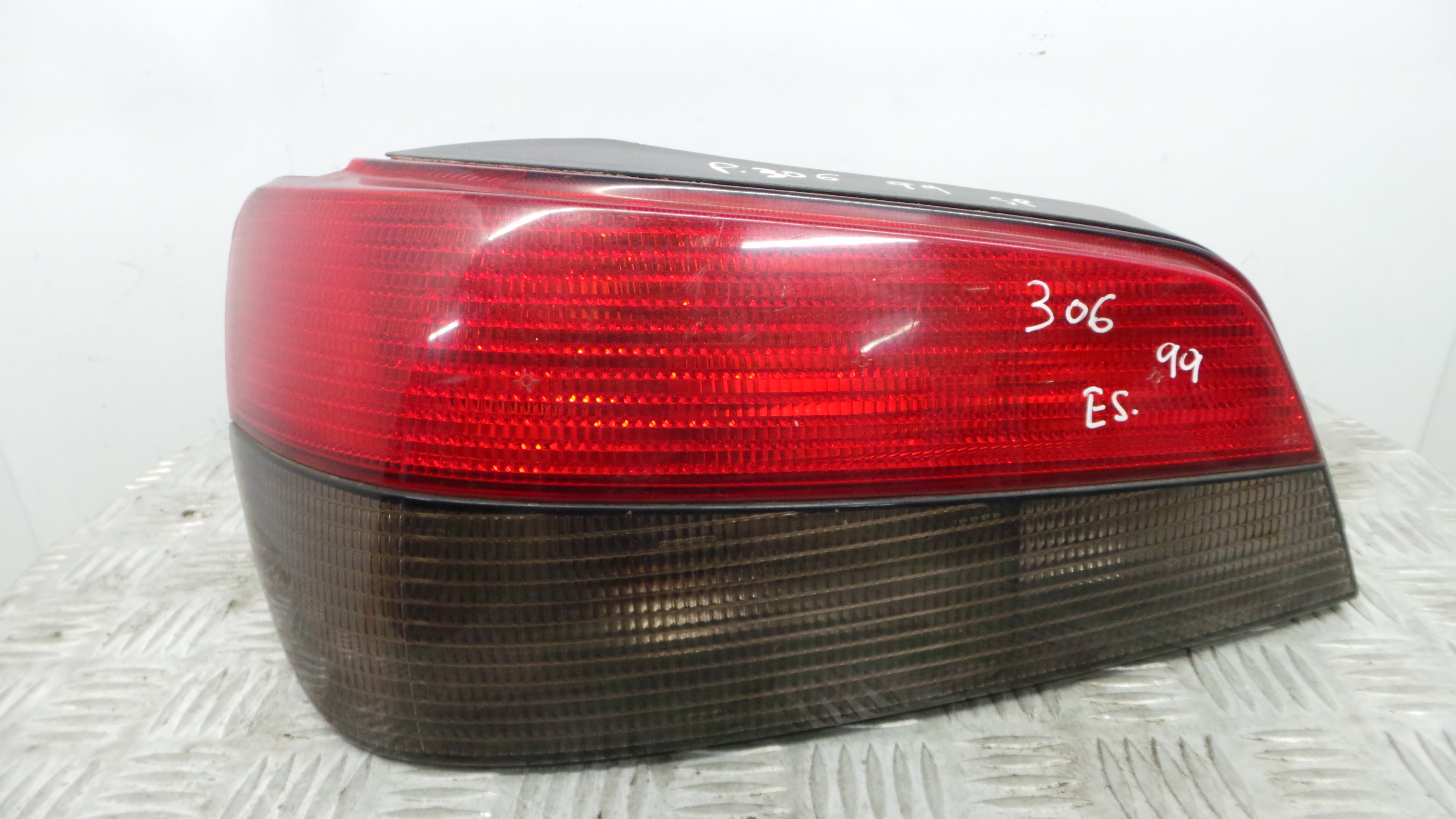 Farolim Stop Esq 6350H7 - PEUGEOT 306 (7B, N3, N5)-36501453