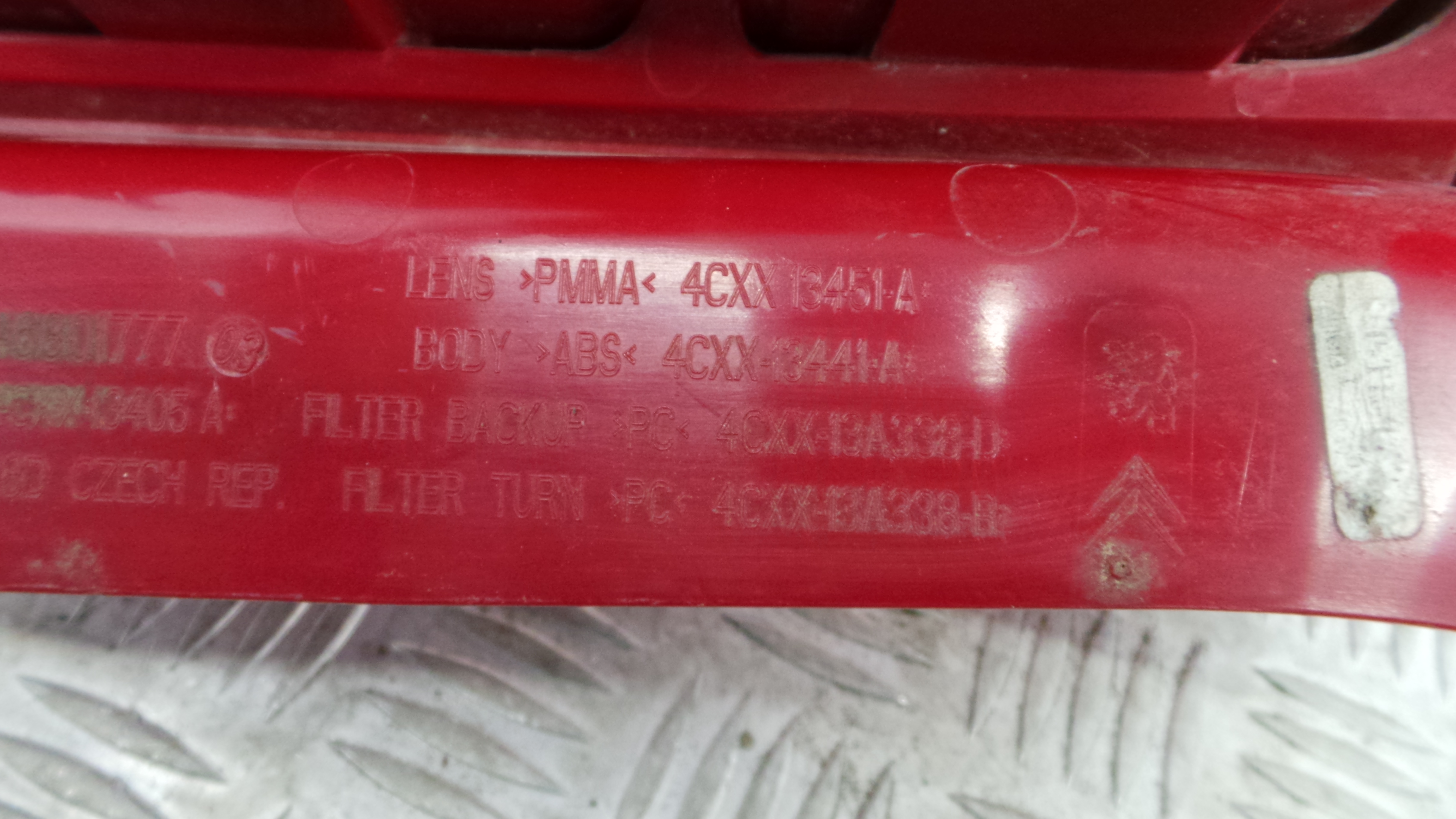 Farolim Stop Esq 9646801777 - CITROËN C4 Coupé (LA_)-36501525