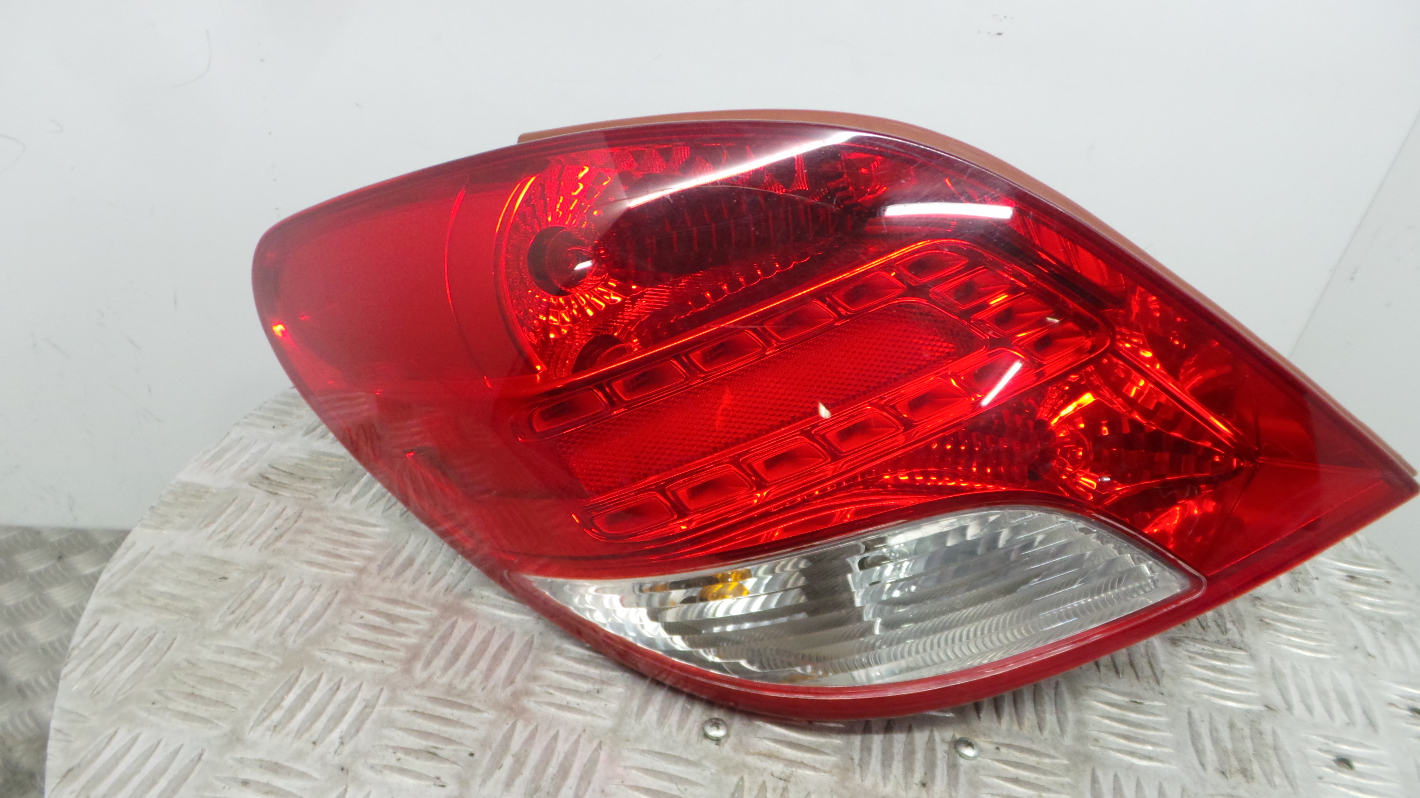 Farolim Stop Esq 9686566080 - PEUGEOT 207 (WA_, WC_), 207/207+ (WA_, WC_)-36501537