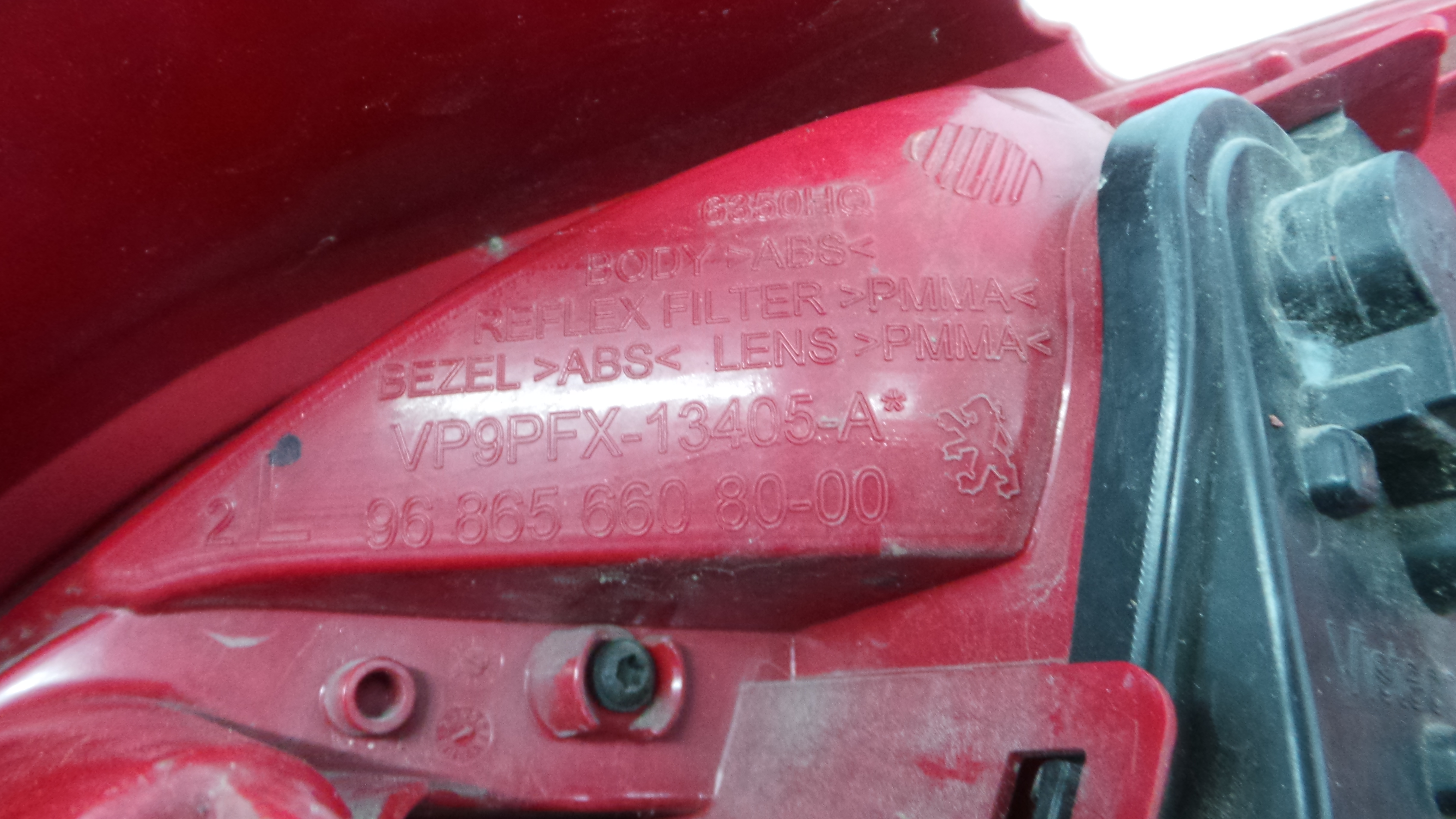 Farolim Stop Esq 9686566080 - PEUGEOT 207 (WA_, WC_), 207/207+ (WA_, WC_)-36501537