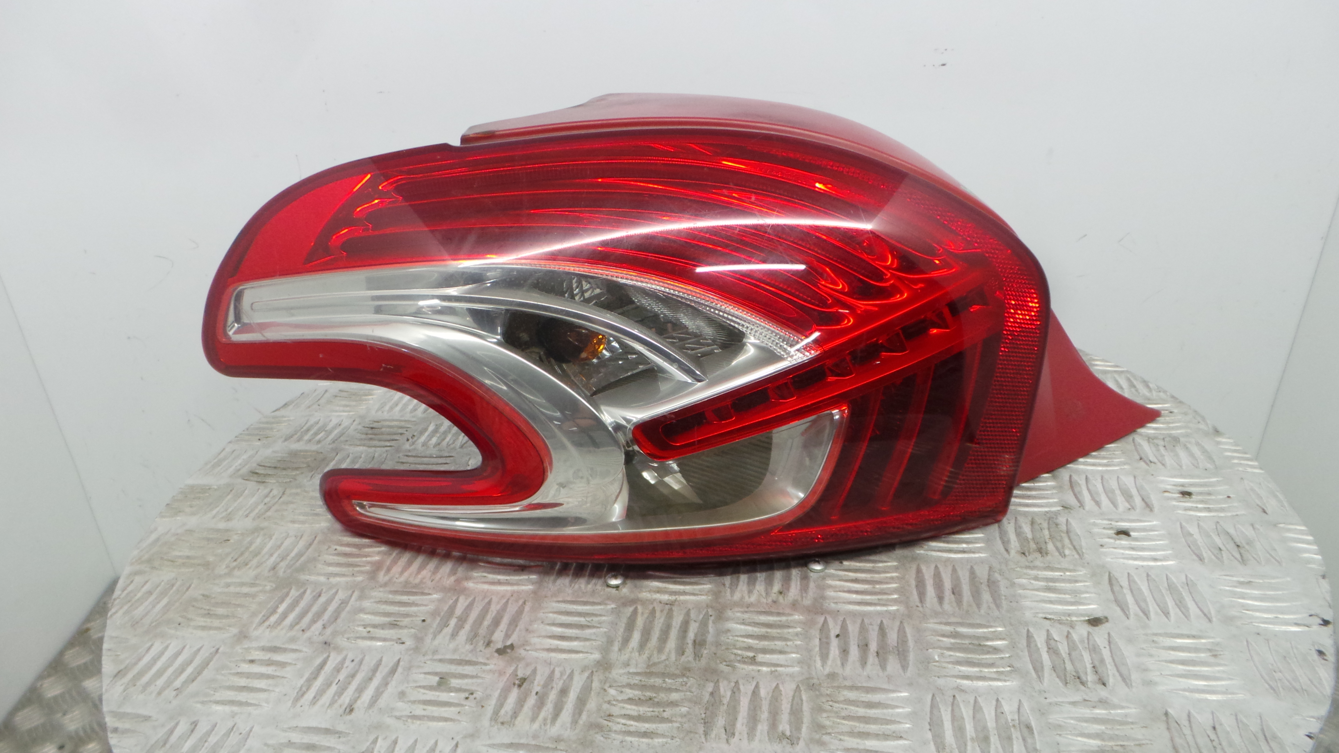 Farolim Stop Esq 9672628280 - PEUGEOT 208 I (CA_, CC_)-36501540