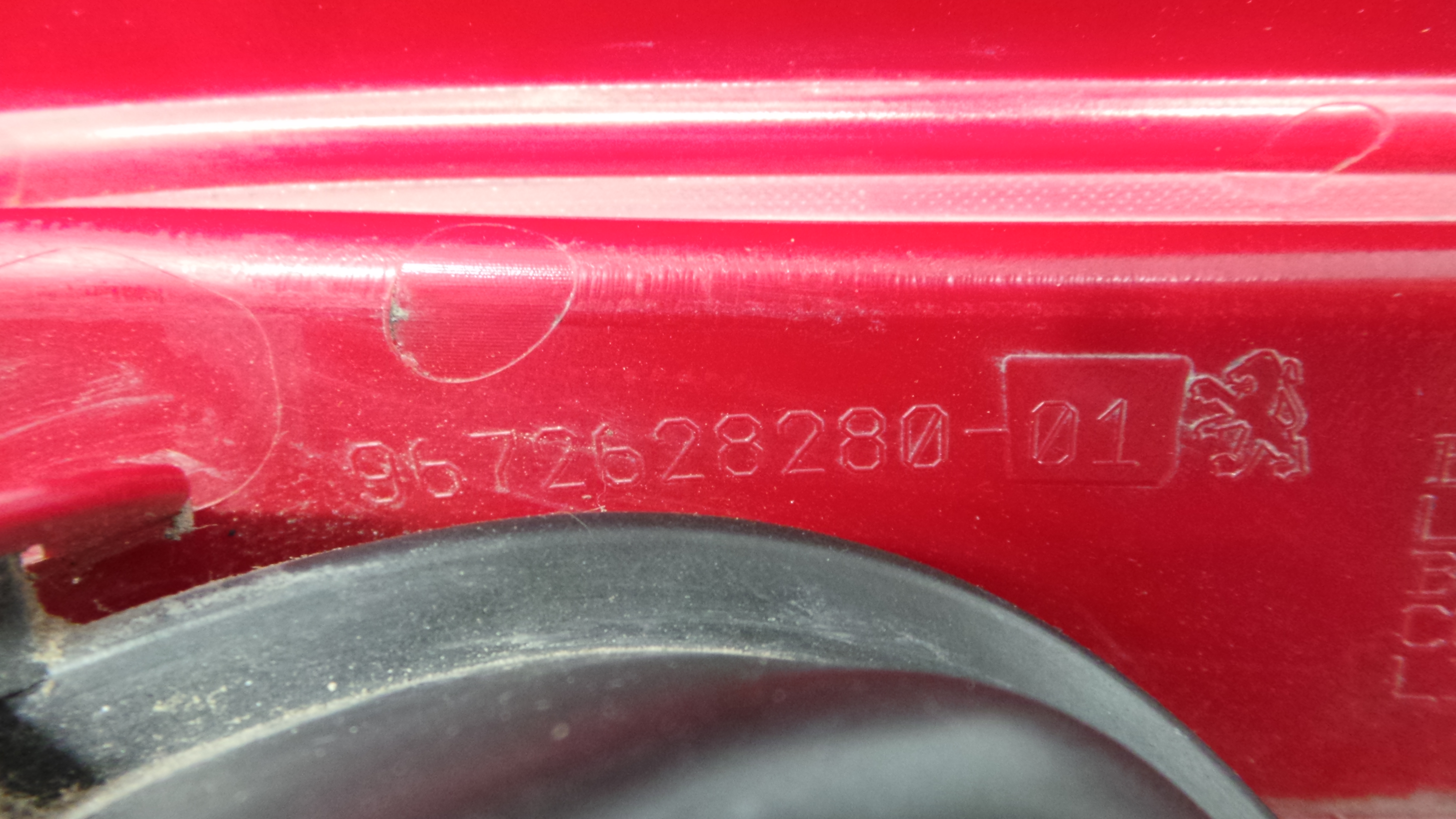 Farolim Stop Esq 9672628280 - PEUGEOT 208 I (CA_, CC_)-36501540