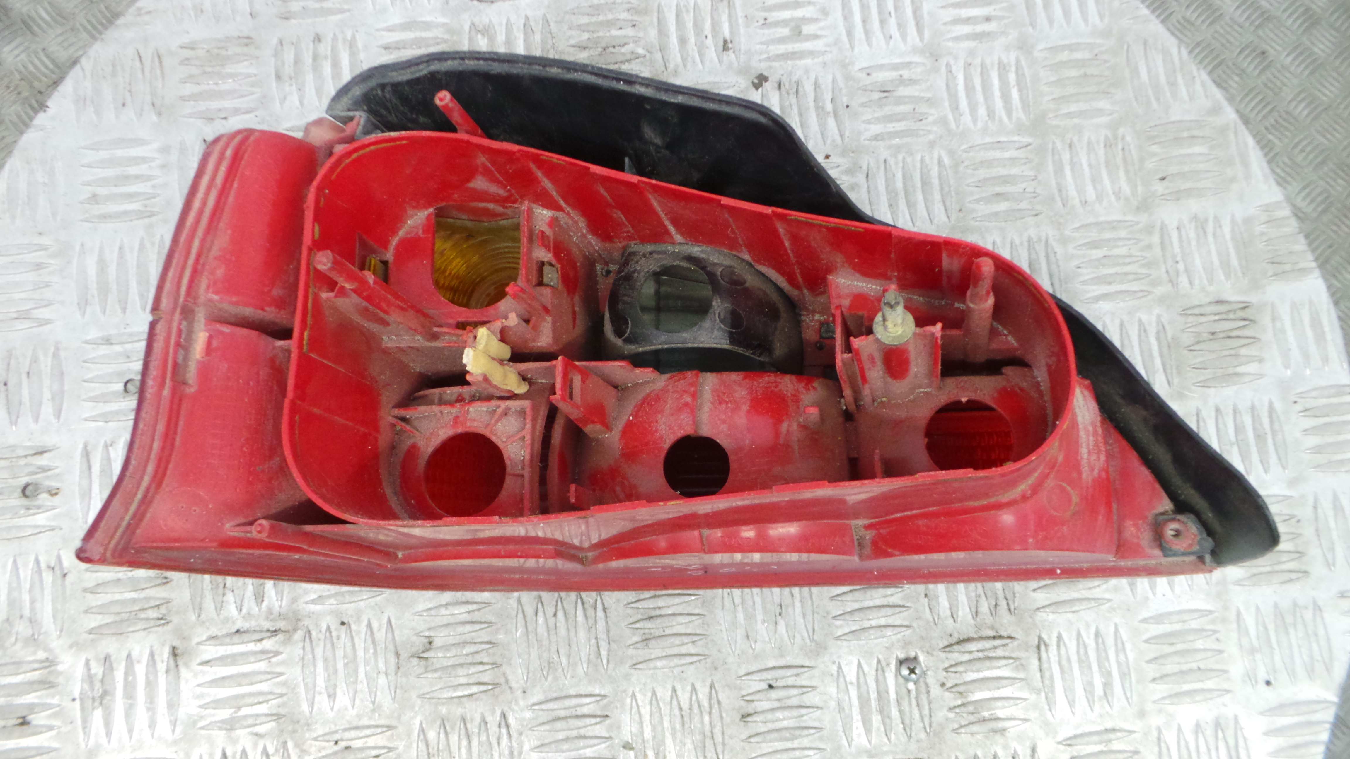 Farolim Stop Dto 6351G6 - PEUGEOT 106 II (1A_, 1C_)-36501554