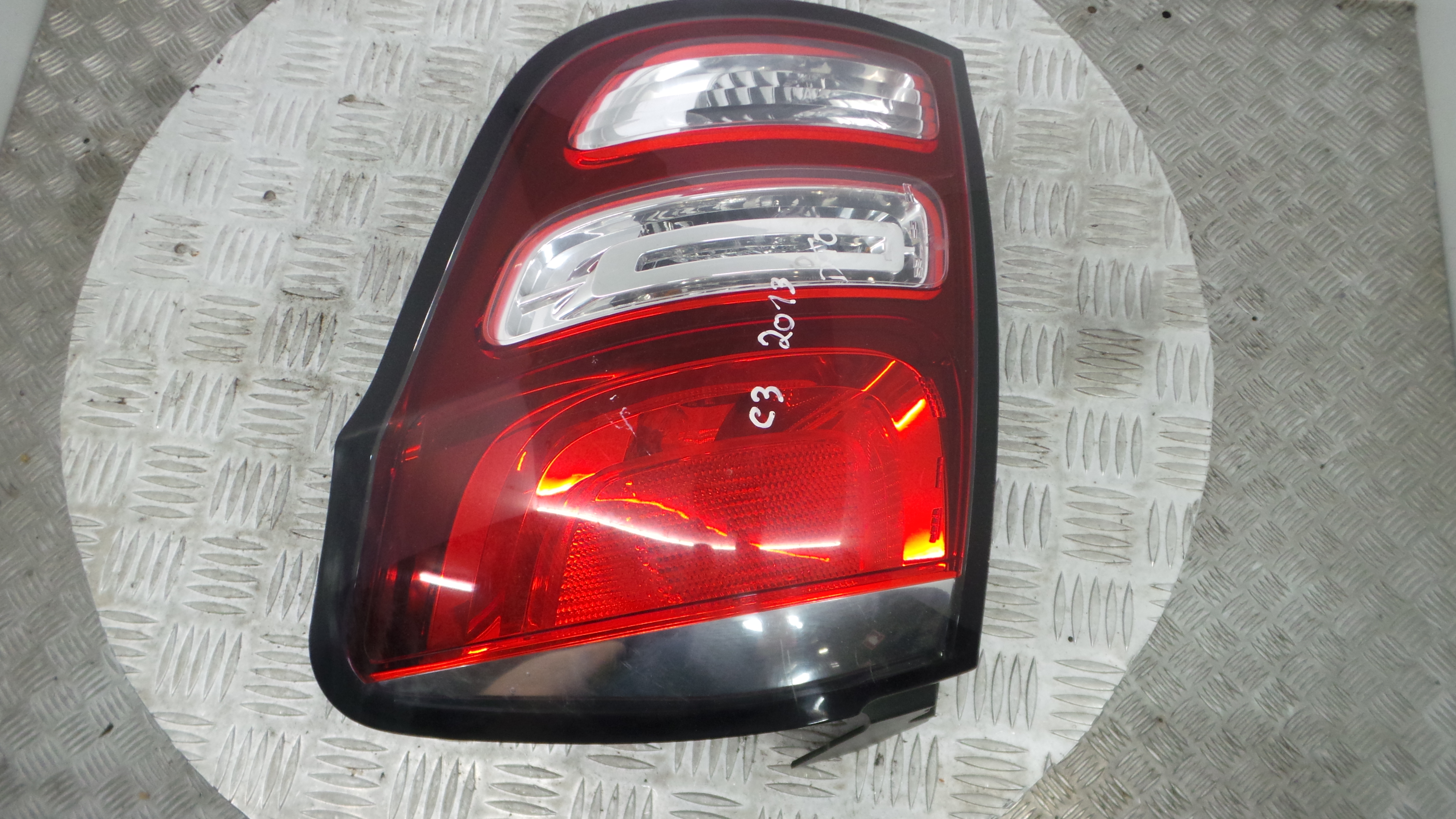 Farolim Stop Dto 9803928480 - CITROËN C3 II (SC_)-36501558 Farolim Stop Dto 9803928480 - CITROËN C3 II (SC_)-36501558