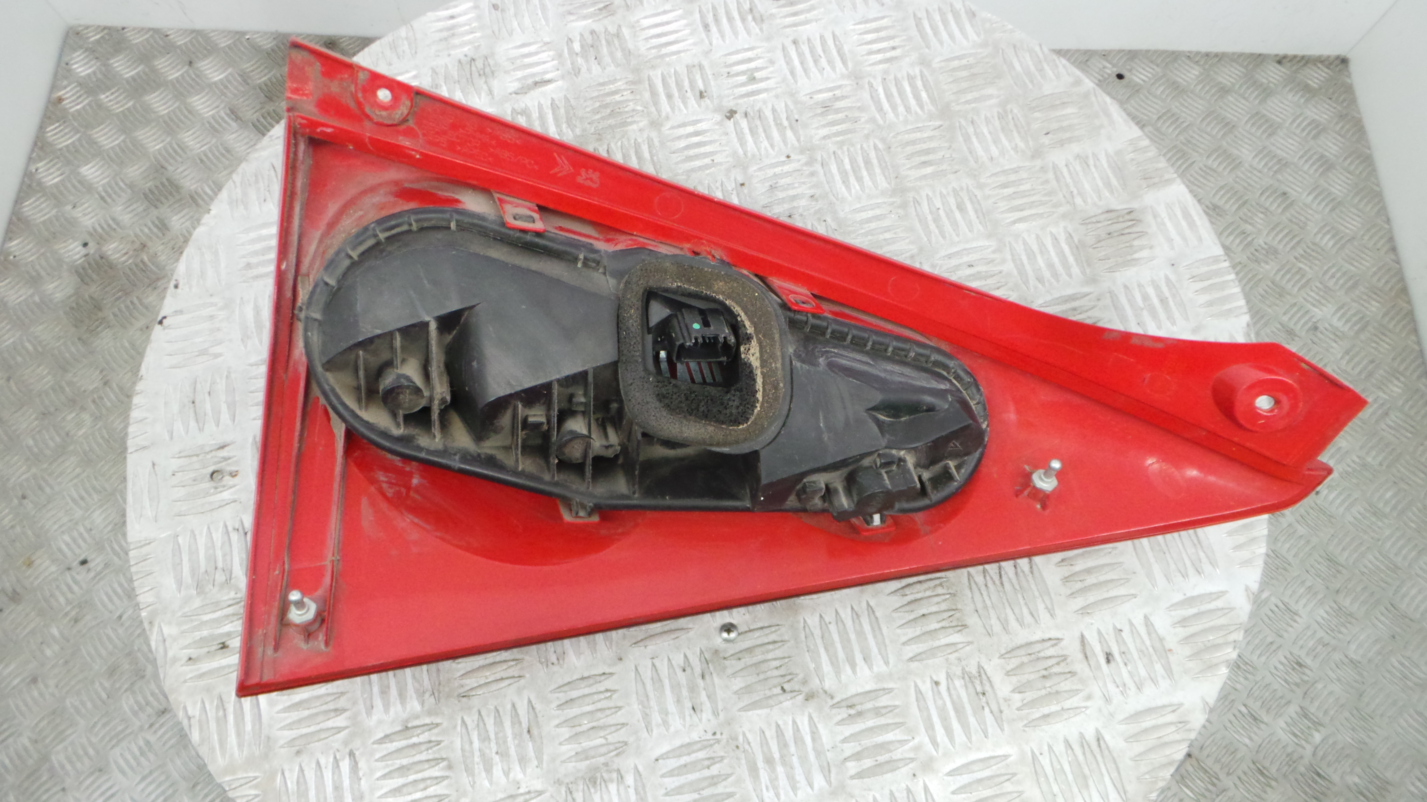 Farolim Stop Esq 81560-0H040 - PEUGEOT 107 (PM_, PN_)-36501573